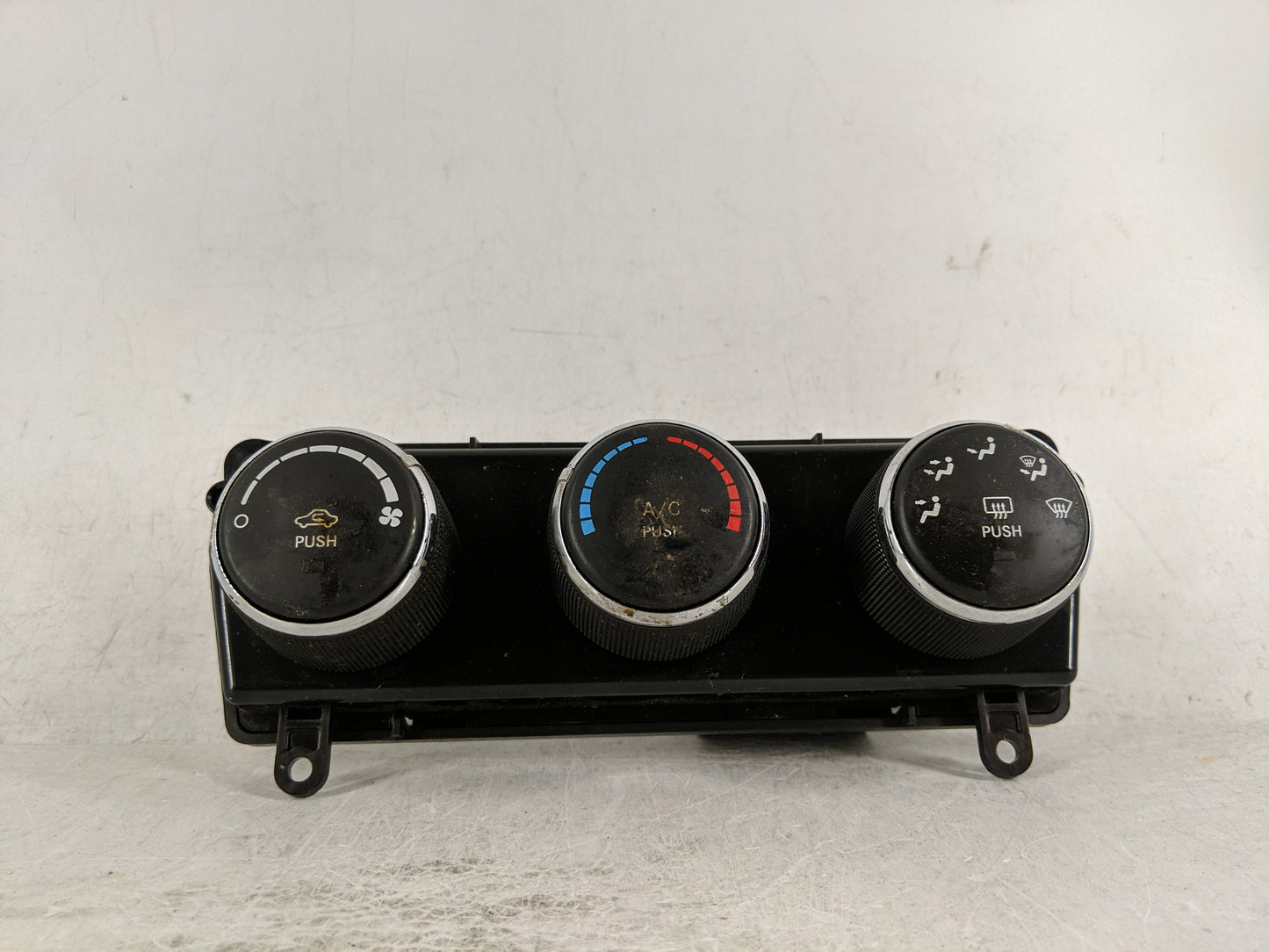 2011-2017 Jeep Patriot Climate Control Module Temperature AC/Heater Replacement P/N:P55111278AE Fits OEM Used Auto Parts - O