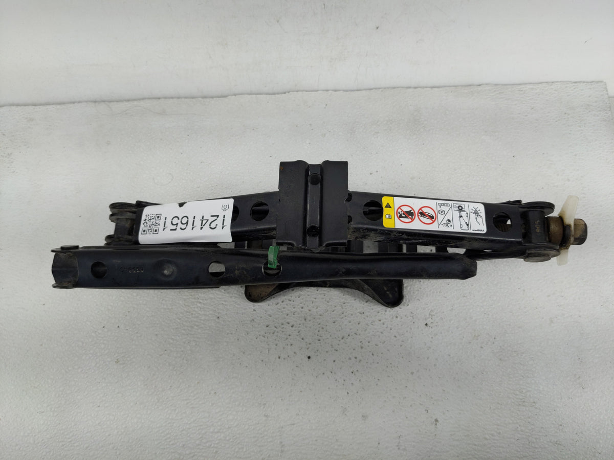 2014 Jeep Patriot Spare Scissor Car Jack 1241651 - Oemusedautoparts1.com
