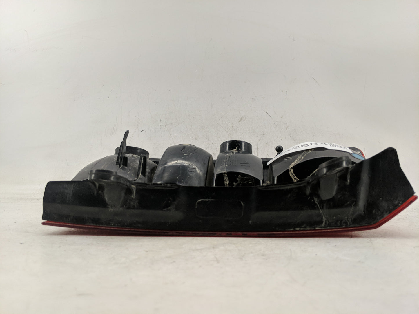 2008-2017 Jeep Patriot Tail Light Assembly Passenger Right OEM Fits Fits 2008 2009 2010 2011 2012 2013 2014 2015 2016 2017 O