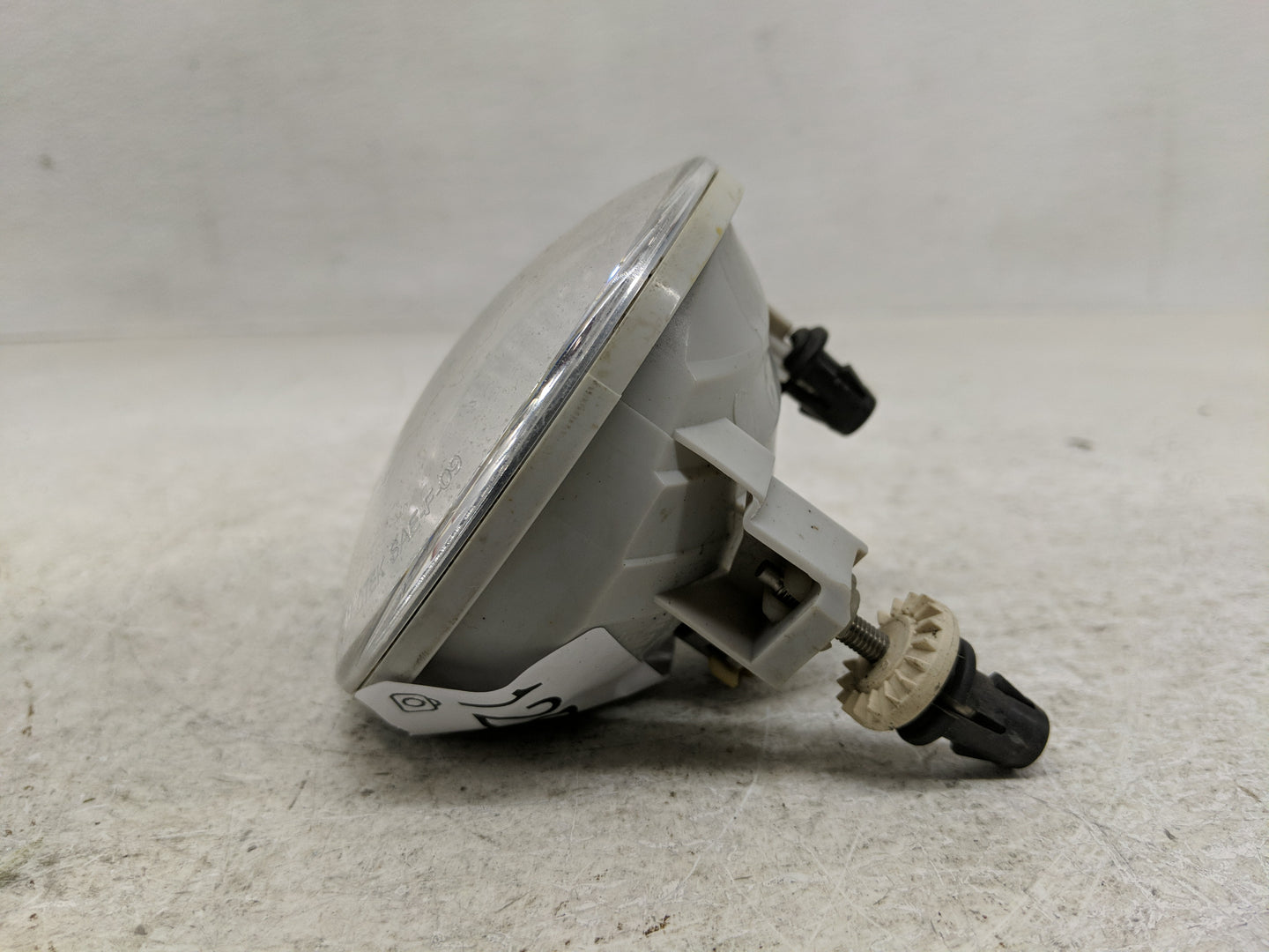 2011-2017 Jeep Patriot Driver Left Oem Fog Light Lamp - Oemusedautoparts1.com