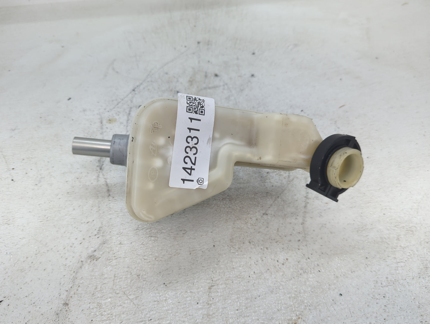 2007-2017 Jeep Patriot Brake Master Cylinder - Oemusedautoparts1.com