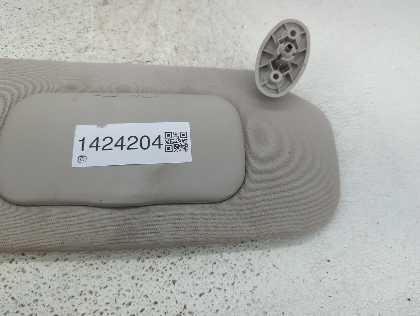 2010-2017 Jeep Patriot Sun Visor Shade Replacement Passenger Right Mirror Fits Fits 2010 2011 2012 2013 2014 2015 2016 2017 