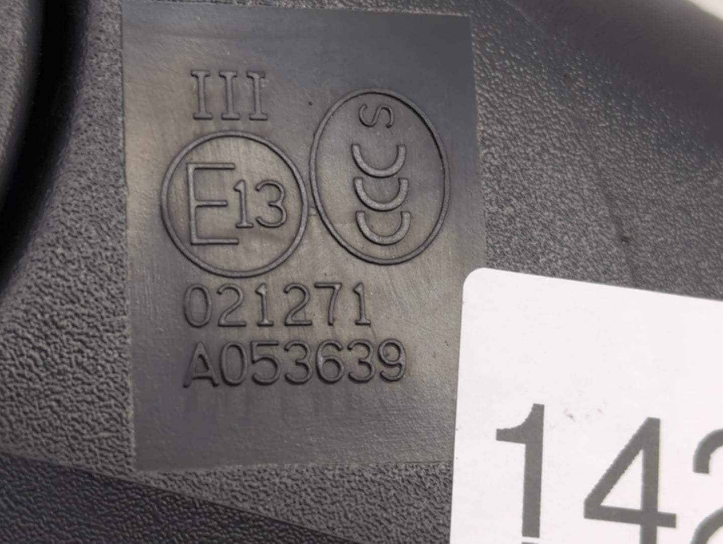 2013-2015 Jeep Patriot Driver Side View Mirror - Left Door Mirror OEM Used - Oemusedautoparts1.com