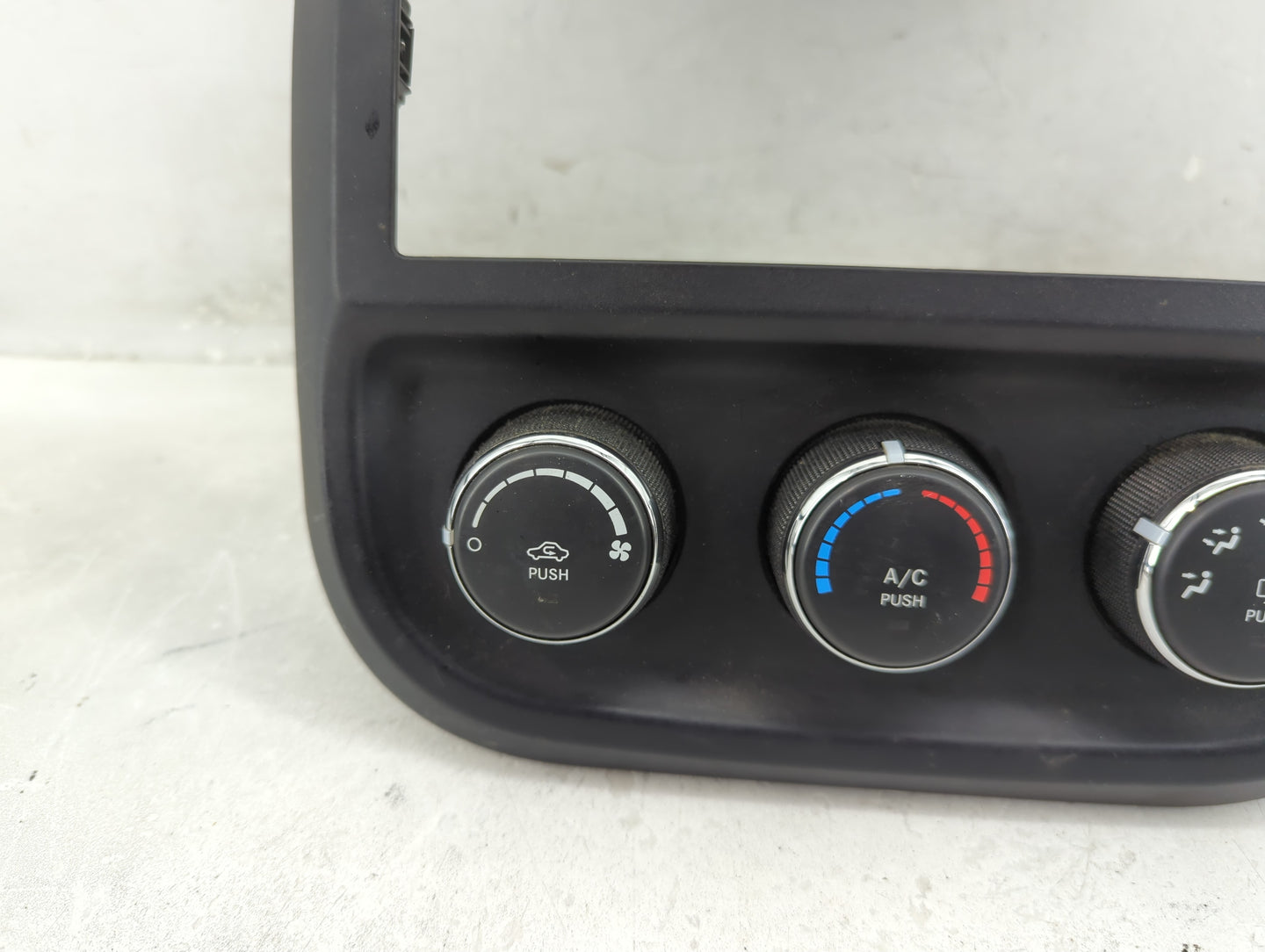 2011-2017 Jeep Patriot Climate Control Module Temperature AC/Heater Replacement P/N:P55111278AE Fits OEM Used Auto Parts - O