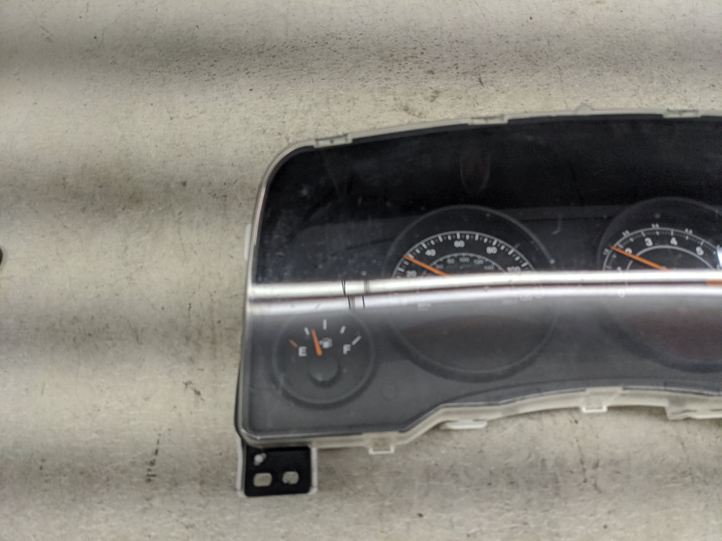 2014 Jeep Patriot Instrument Cluster Speedometer Gauges P/N:05604257AD CR-0035-602-M0-CD Miles:133K Fits OEM Used Auto Parts