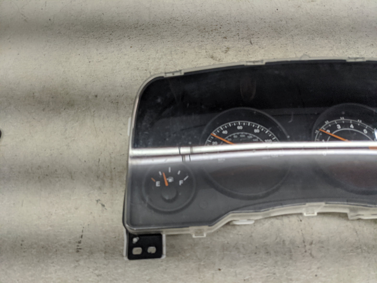 2014 Jeep Patriot Instrument Cluster Speedometer Gauges P/N:05604257AD CR-0035-602-M0-CD Miles:133K Fits OEM Used Auto Parts
