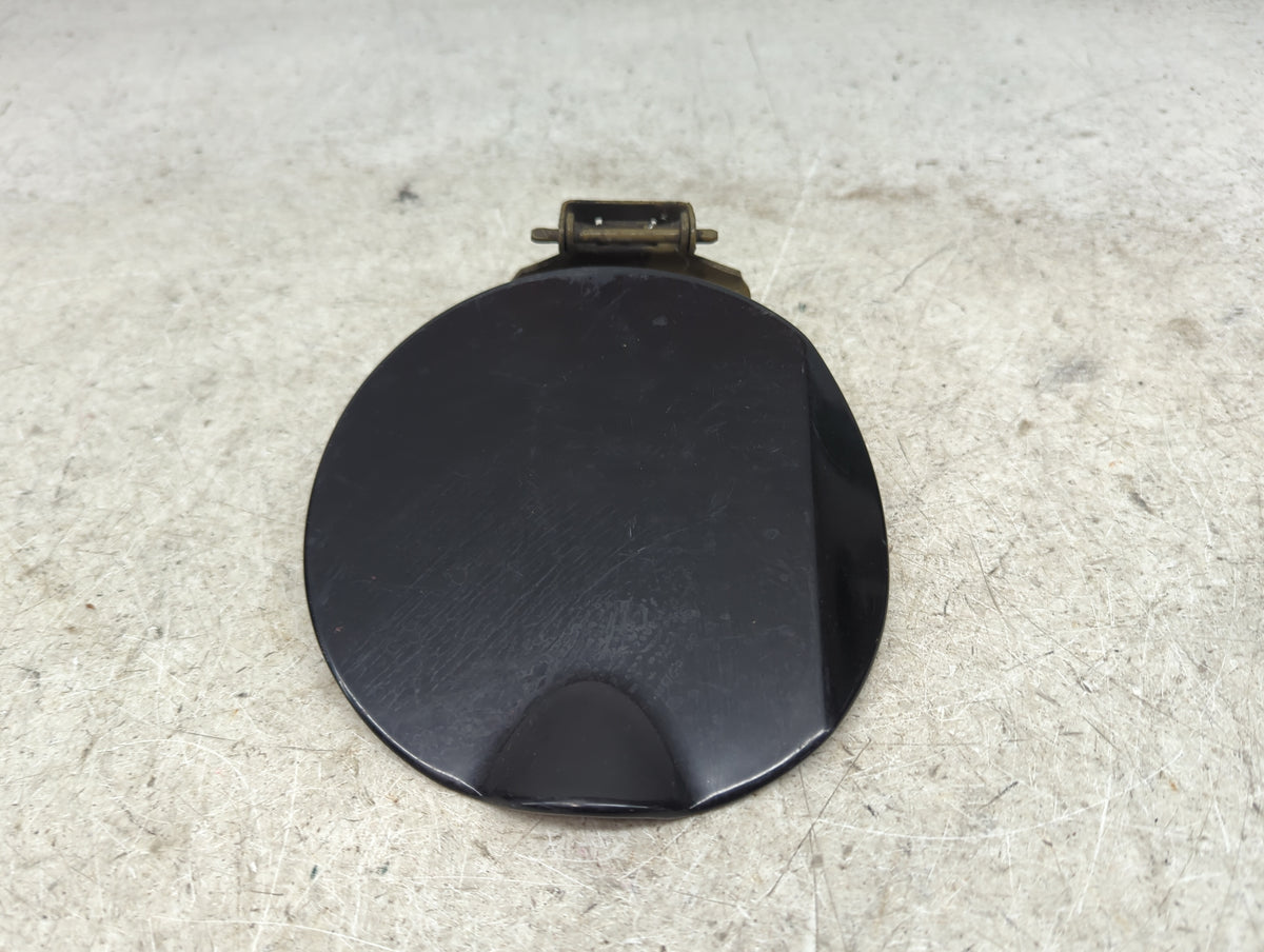 2014 Jeep Patriot Fuel Tank Door Lid Gas Tank Black - Oemusedautoparts1.com
