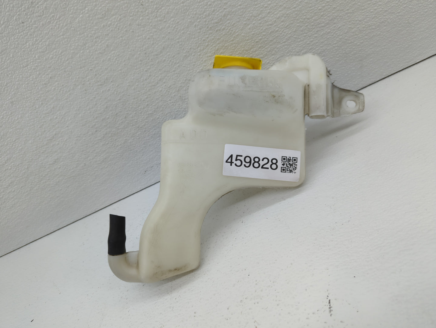 Jeep Patriot Windshield Washer Fluid Reservoir Bottle Oem - Oemusedautoparts1.com