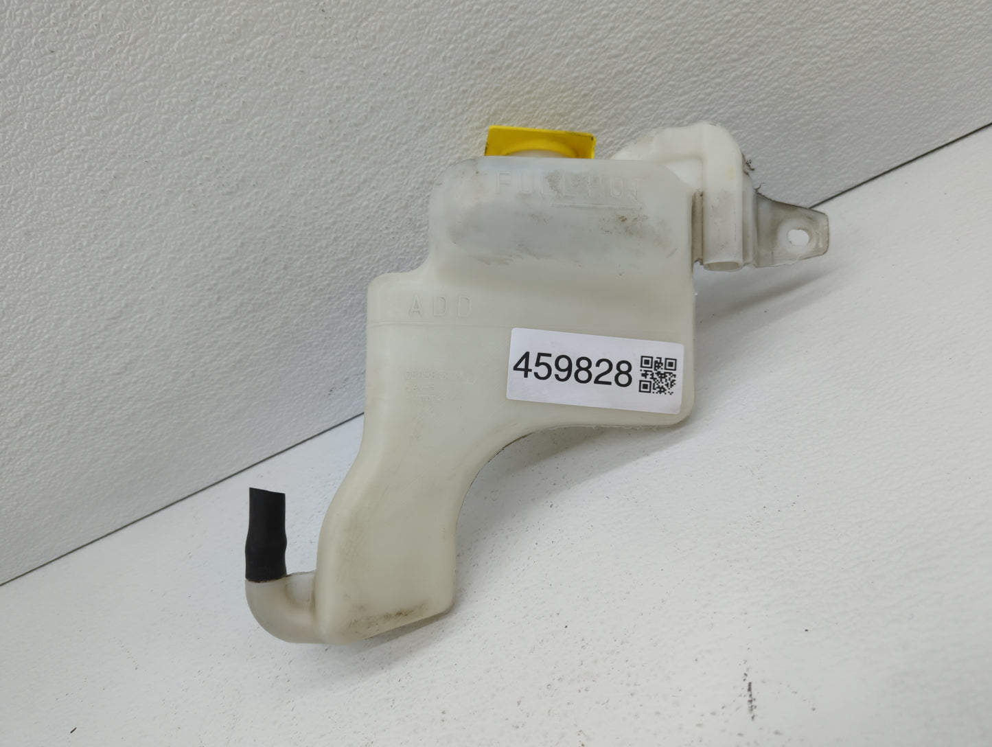 Jeep Patriot Windshield Washer Fluid Reservoir Bottle Oem - Oemusedautoparts1.com
