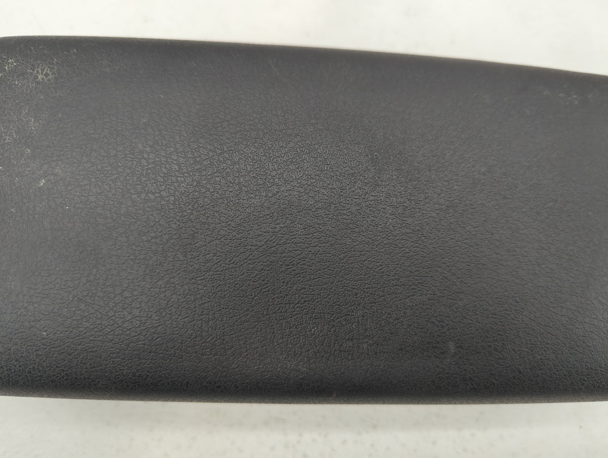 2014 Jeep Patriot Center Console Armrest Cover Lid Black 460290 - Oemusedautoparts1.com