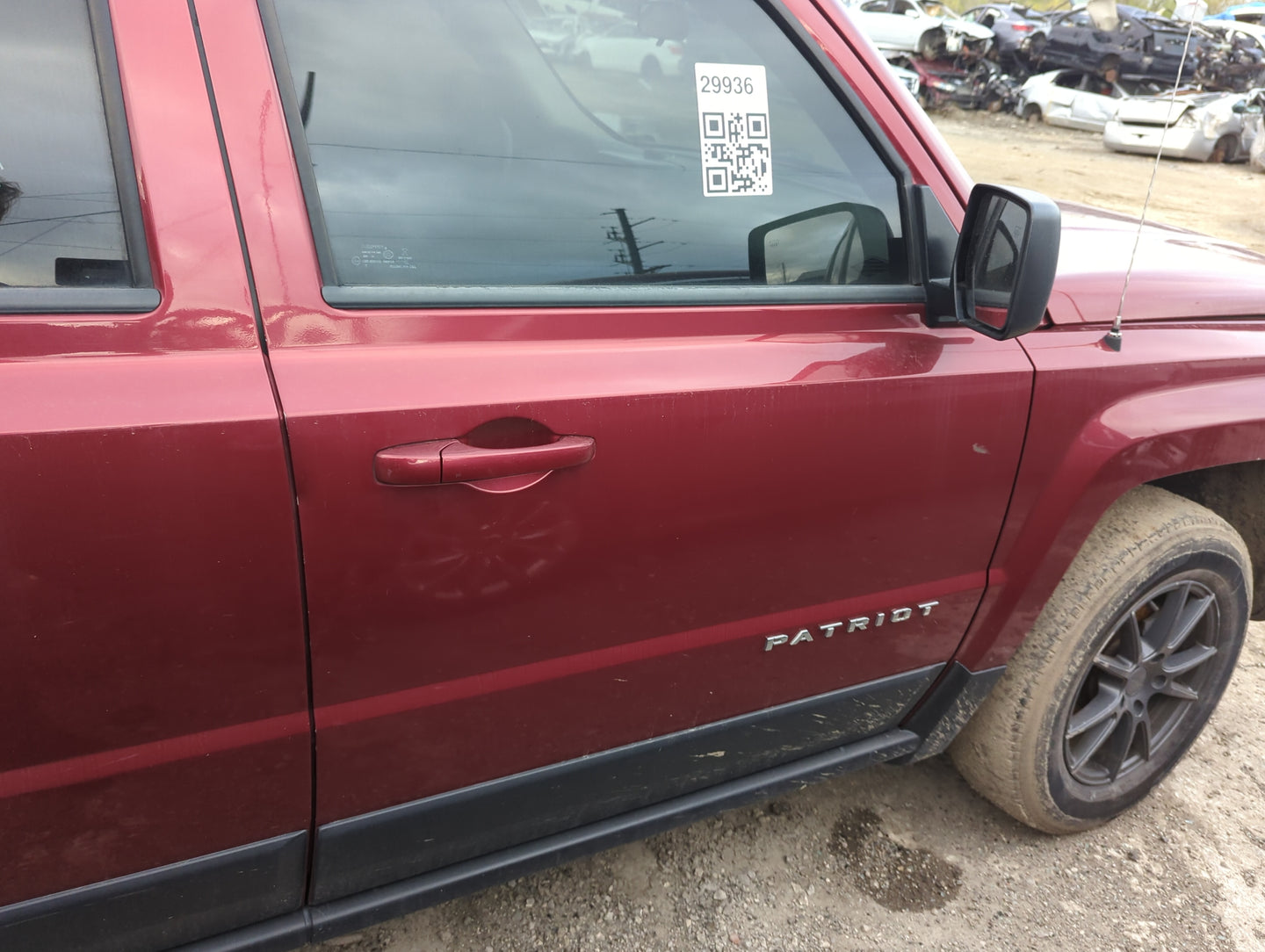 2011-2017 Jeep Patriot Passenger Front Door Oem 5003887 - Oemusedautoparts1.com