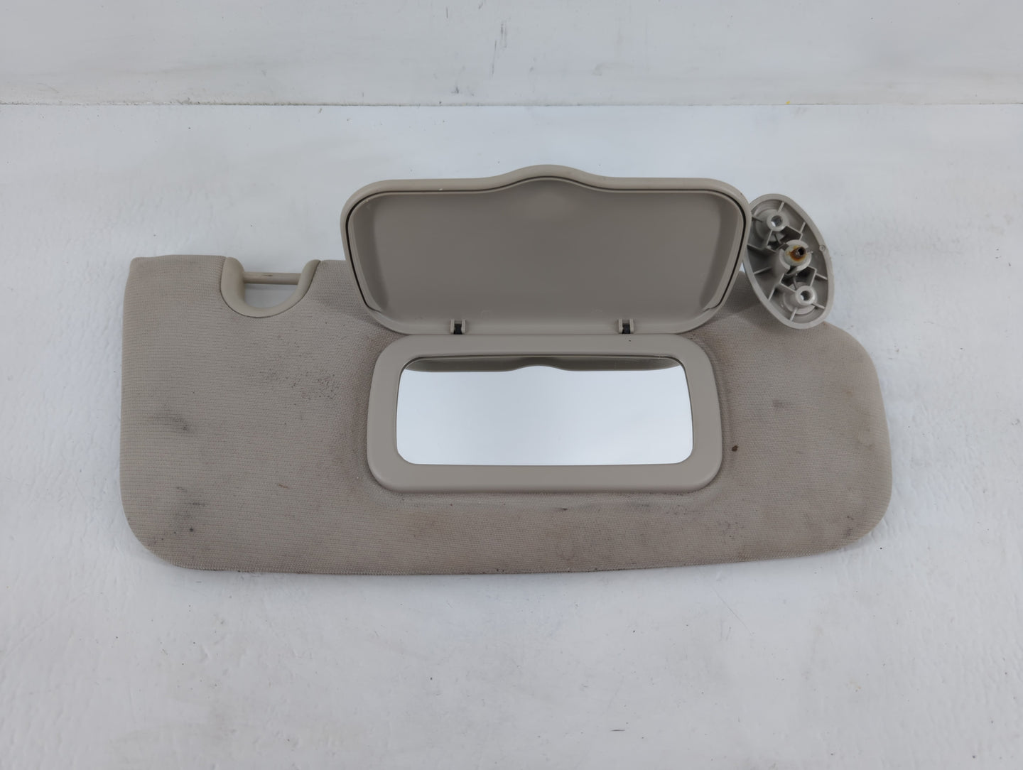 2010-2017 Jeep Patriot Sun Visor Shade Replacement Passenger Right Mirror Fits Fits 2010 2011 2012 2013 2014 2015 2016 2017 