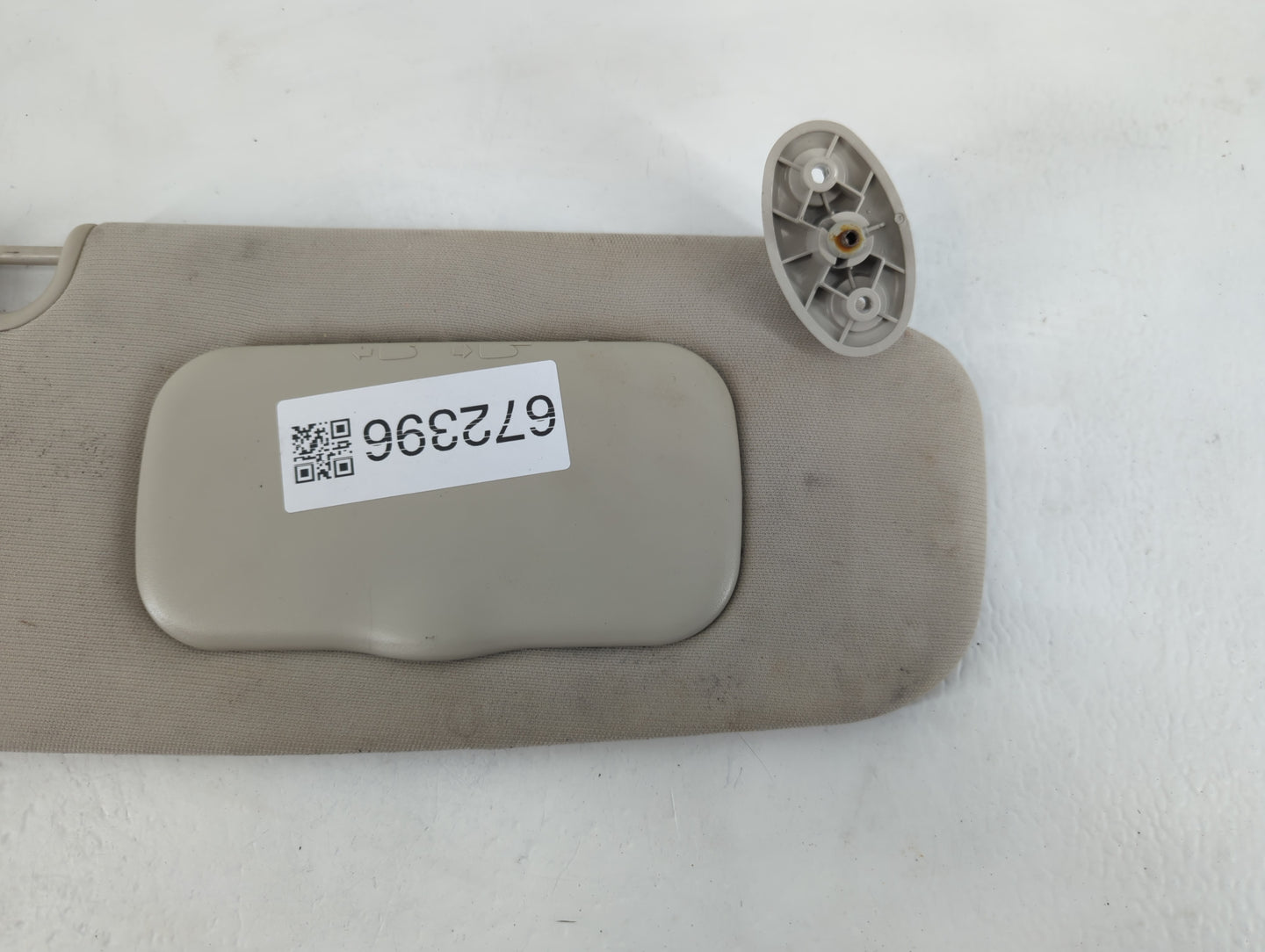 2010-2017 Jeep Patriot Sun Visor Shade Replacement Passenger Right Mirror Fits Fits 2010 2011 2012 2013 2014 2015 2016 2017 