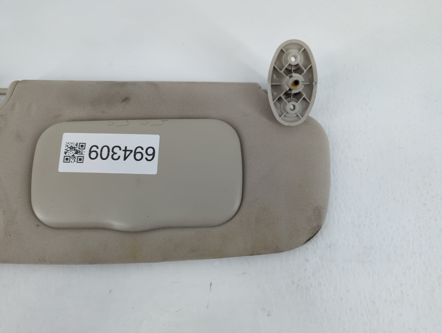 2010-2017 Jeep Patriot Sun Visor Shade Replacement Passenger Right Mirror Fits Fits 2010 2011 2012 2013 2014 2015 2016 2017 