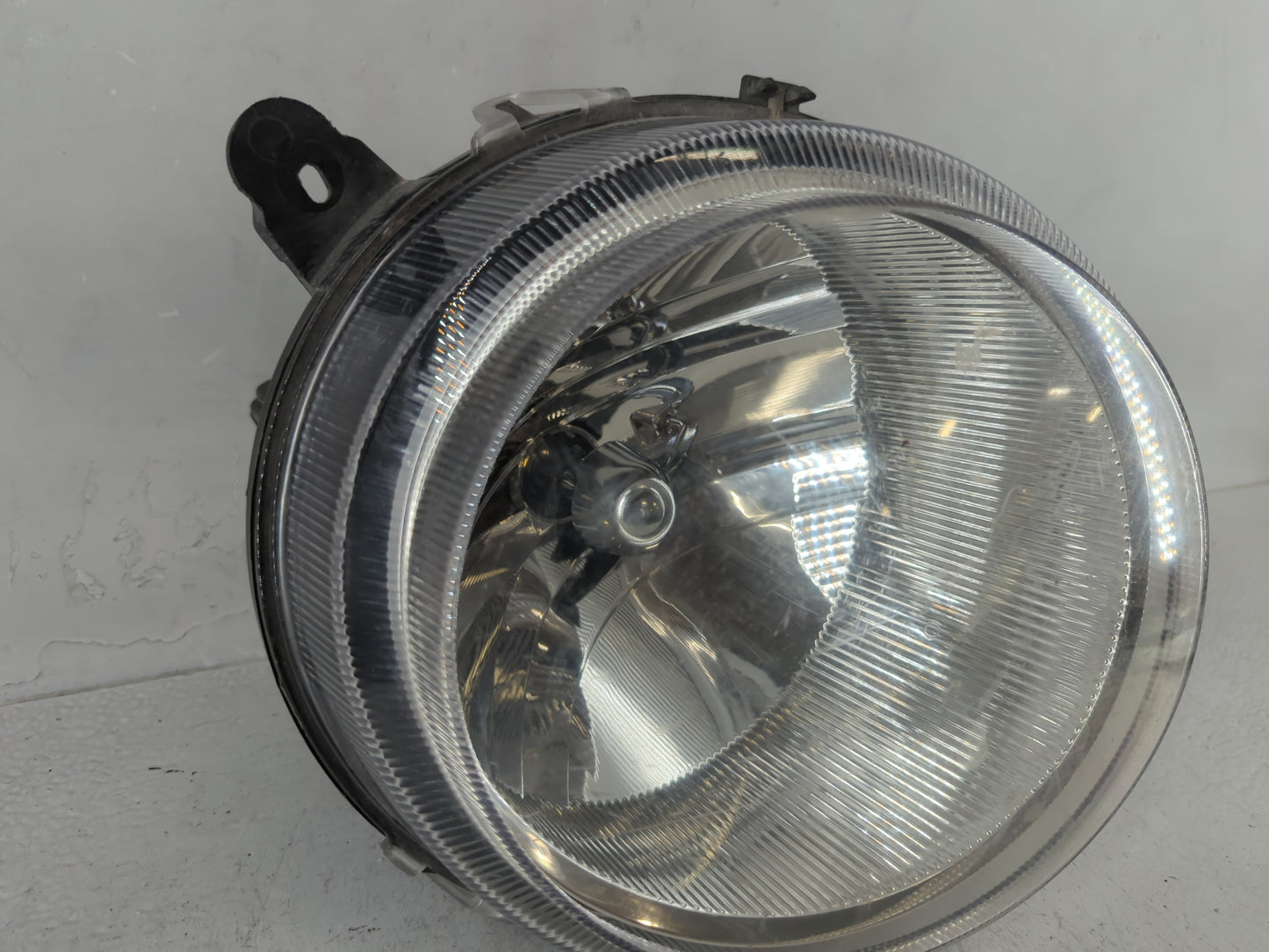 2007-2017 Jeep Patriot Driver Left Oem Fog Light Lamp - Oemusedautoparts1.com