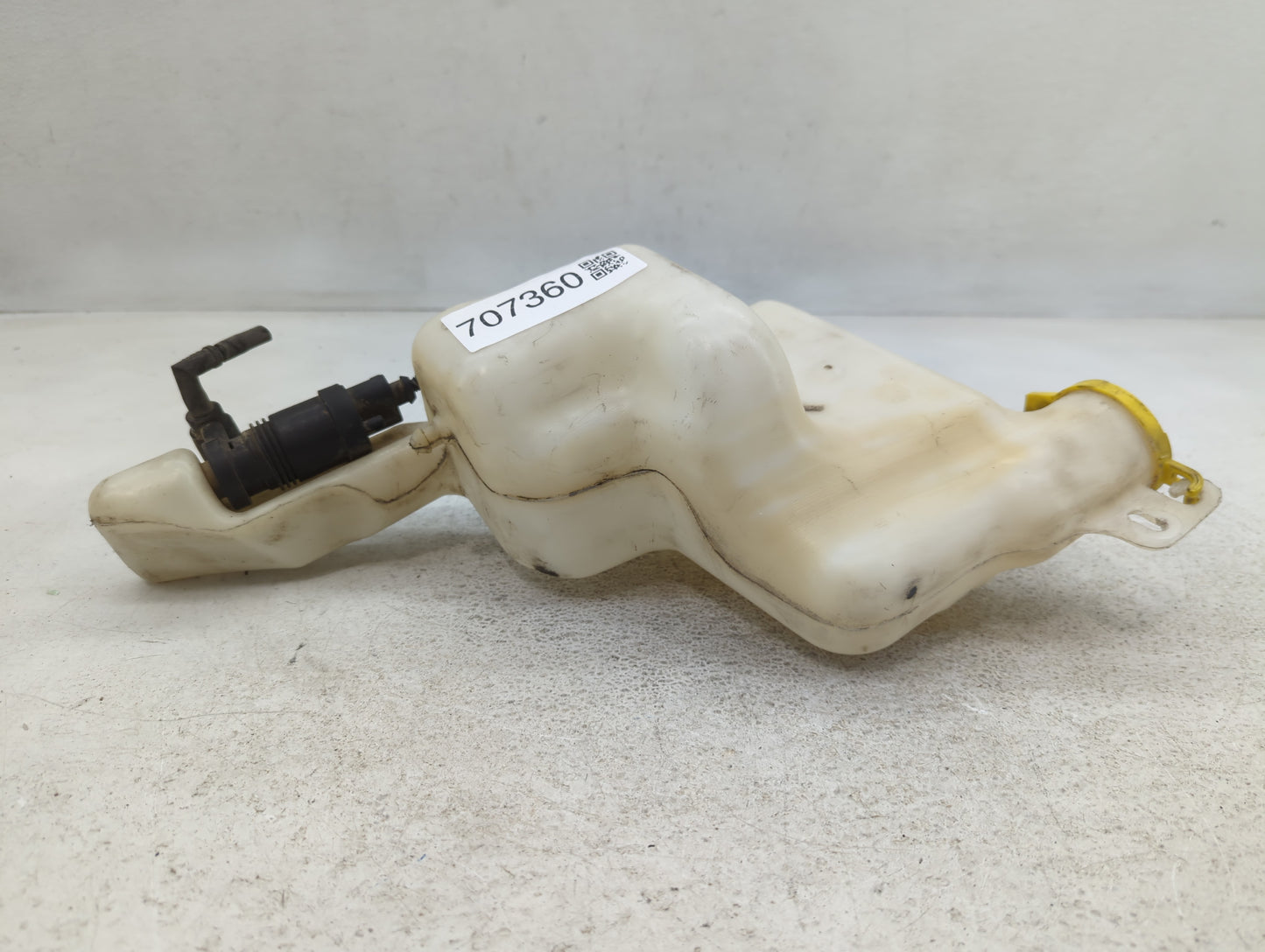 2007-2017 Jeep Patriot Windshield Washer Fluid Reservoir Bottle Oem - Oemusedautoparts1.com