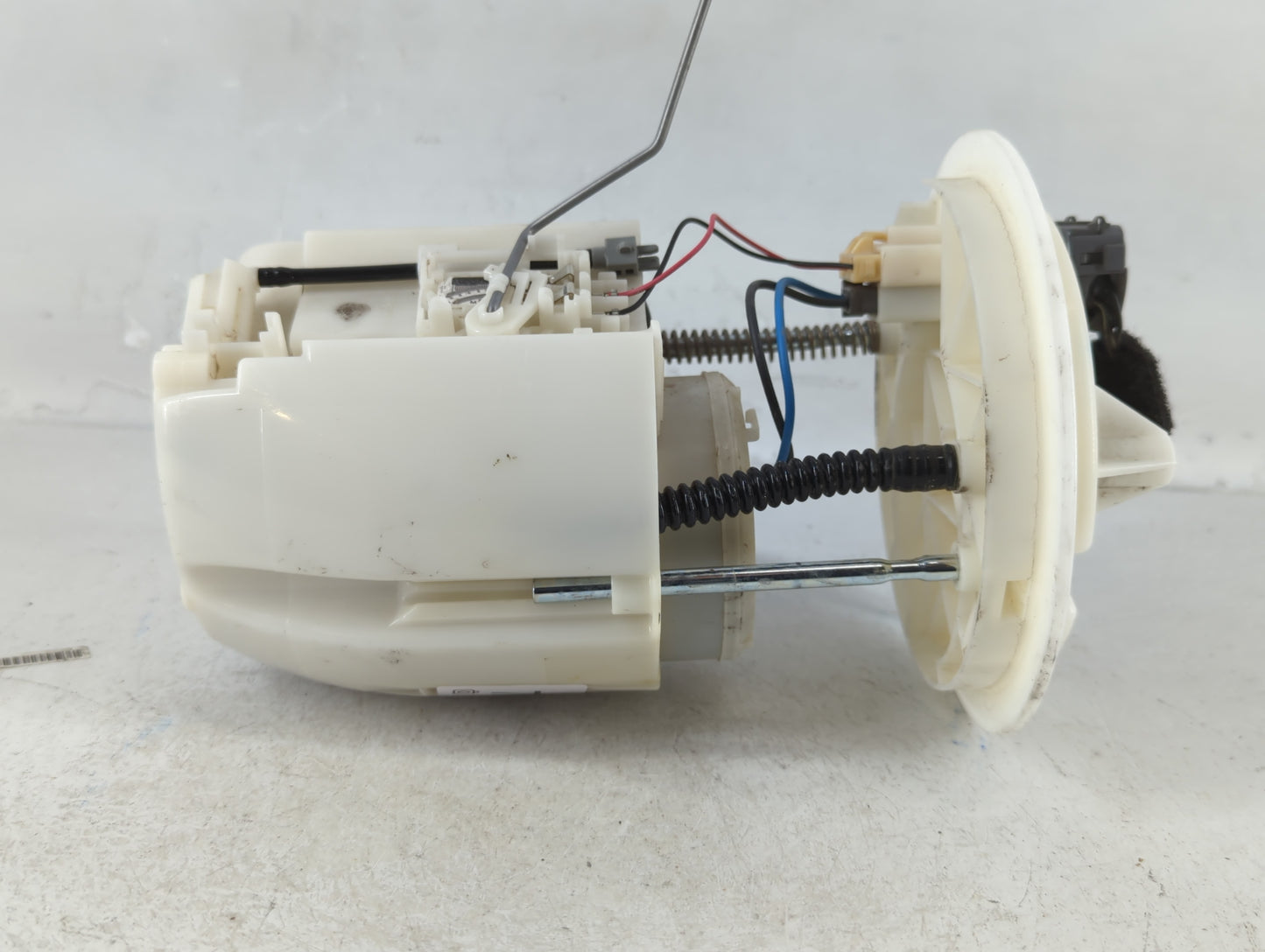 2007-2017 Jeep Patriot Electrical Gas Fuel Pump Assembly - Oemusedautoparts1.com
