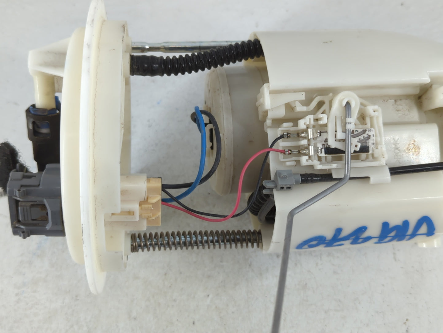 2007-2017 Jeep Patriot Electrical Gas Fuel Pump Assembly - Oemusedautoparts1.com