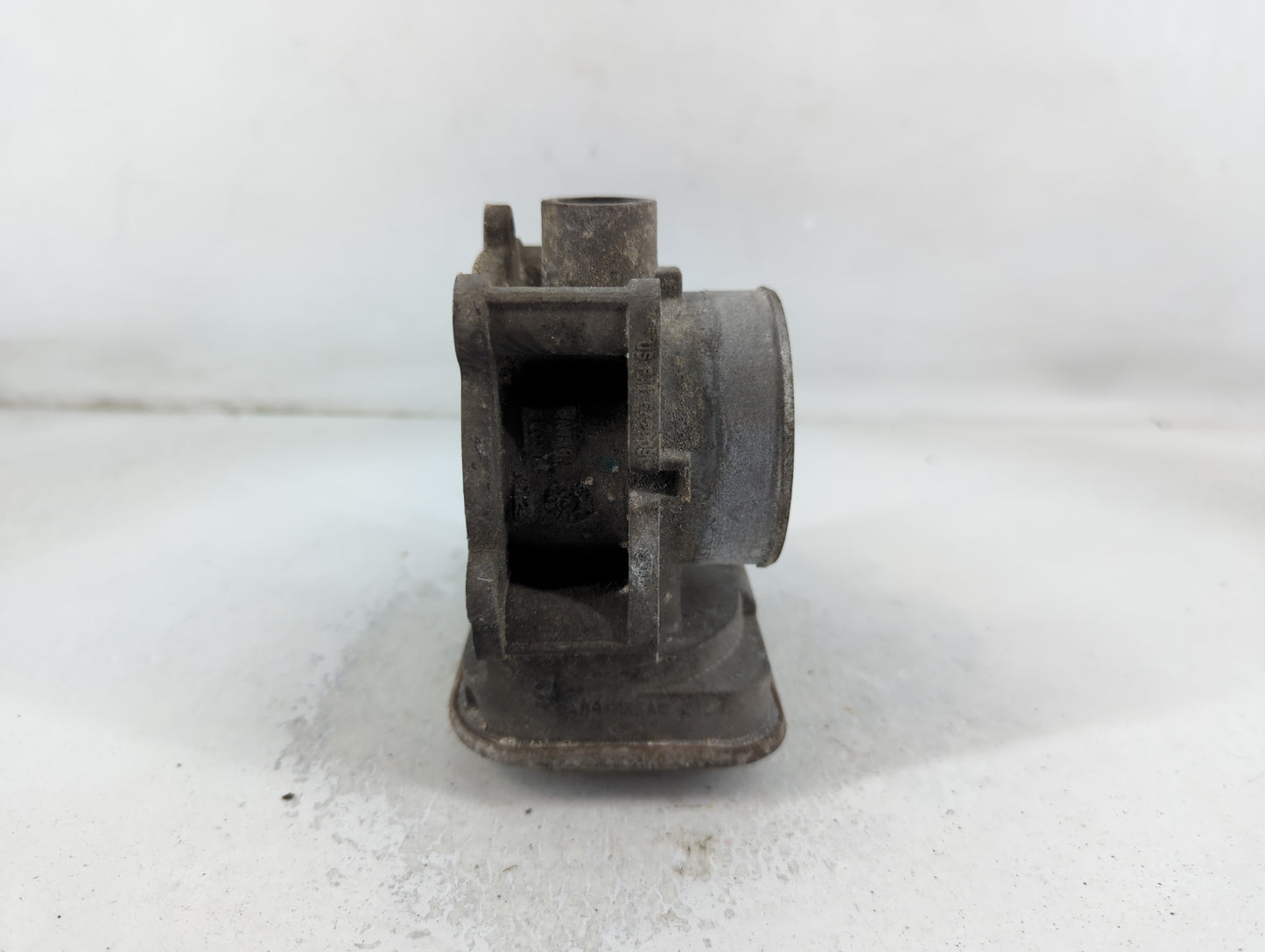 2007-2017 Jeep Patriot Throttle Body Fits Fits 2007 2008 2009 2010 2011 2012 2013 2014 2015 2016 2017 2018 OEM Used Auto Par