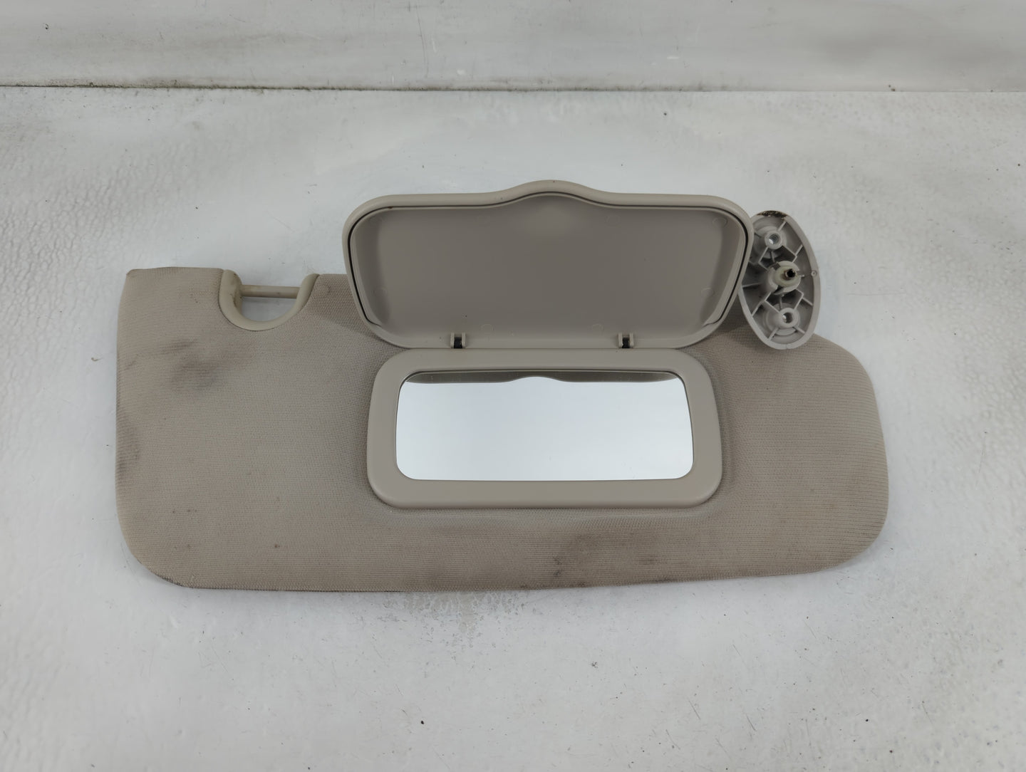 2010-2017 Jeep Patriot Sun Visor Shade Replacement Passenger Right Mirror Fits Fits 2010 2011 2012 2013 2014 2015 2016 2017 