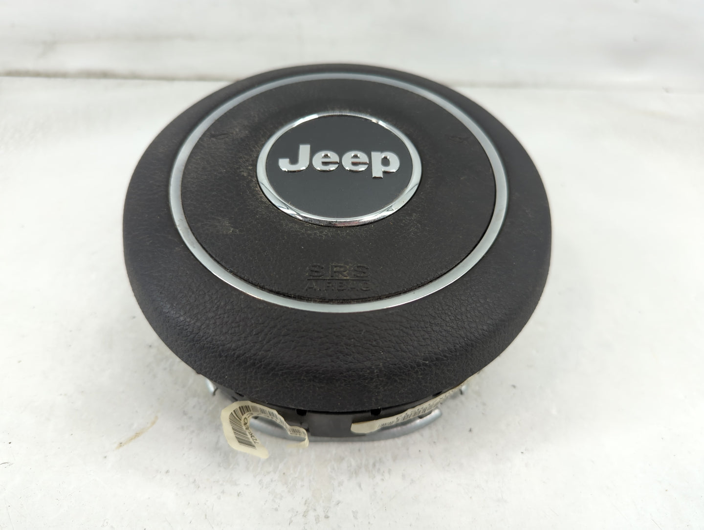 2011-2017 Jeep Patriot Air Bag Driver Left Steering Wheel Mounted Fits Fits 2011 2012 2013 2014 2015 2016 2017 OEM Used Auto