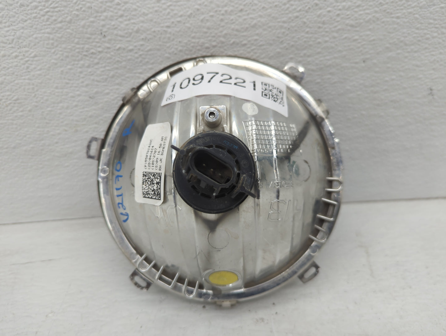 2007-2018 Jeep Wrangler Passenger Right Oem Head Light Headlight Lamp - Oemusedautoparts1.com