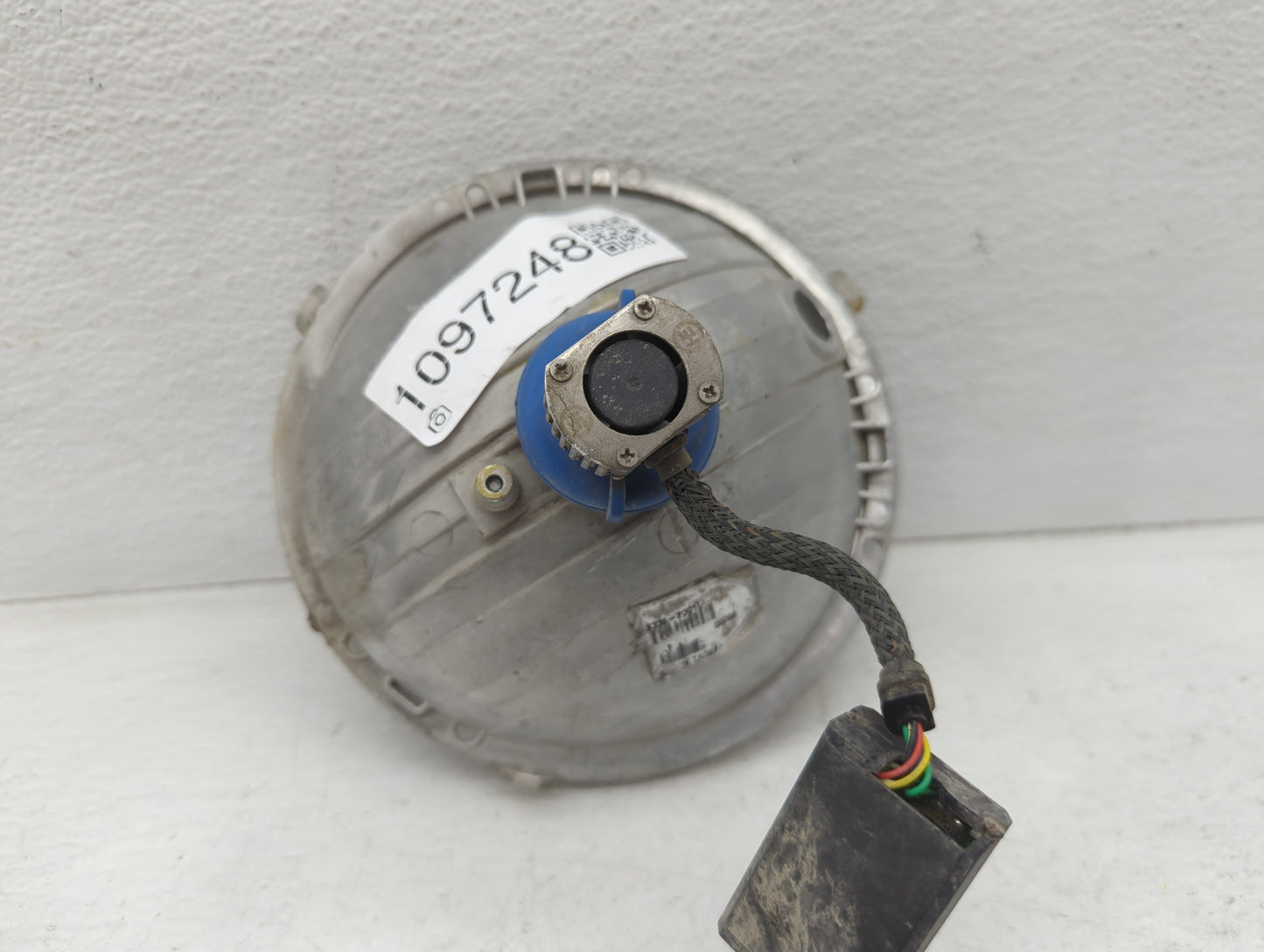 2007-2018 Jeep Wrangler Passenger Right Oem Head Light Headlight Lamp - Oemusedautoparts1.com