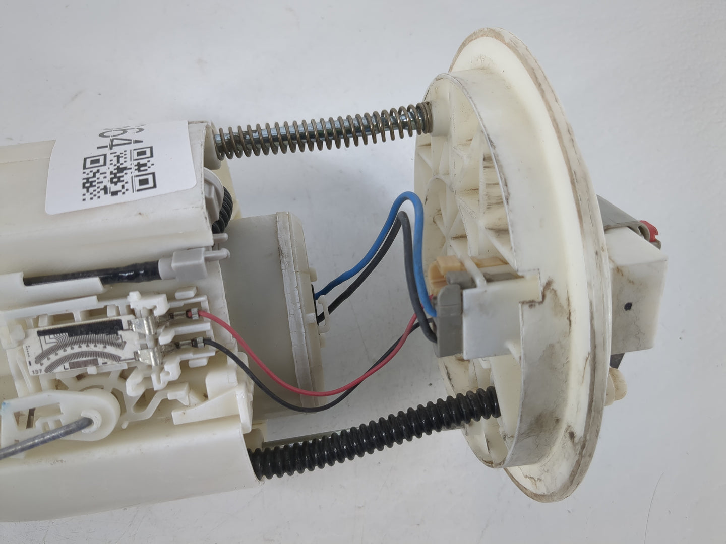 2010-2018 Jeep Wrangler Electrical Gas Fuel Pump Assembly - Oemusedautoparts1.com