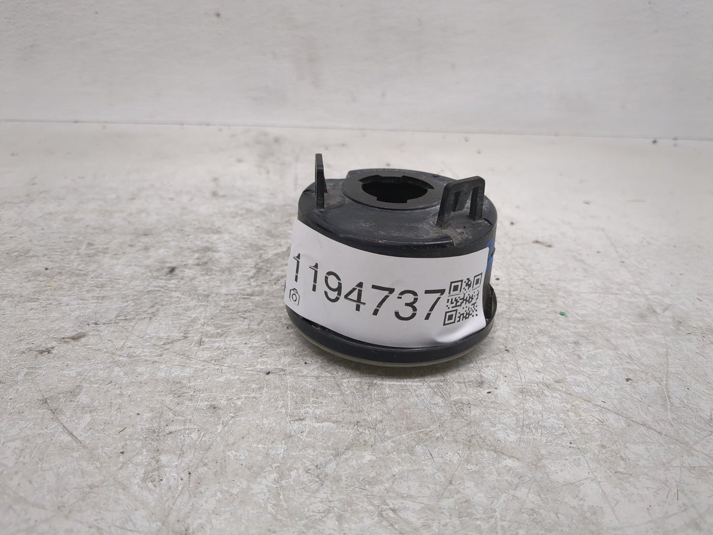 2011-2018 Jeep Wrangler Driver Left Oem Front Light Lamp - Oemusedautoparts1.com