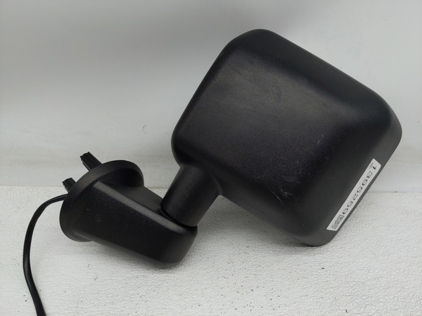 2011-2018 Jeep Wrangler Driver Side View Mirror - Left Door Mirror OEM Used - Oemusedautoparts1.com