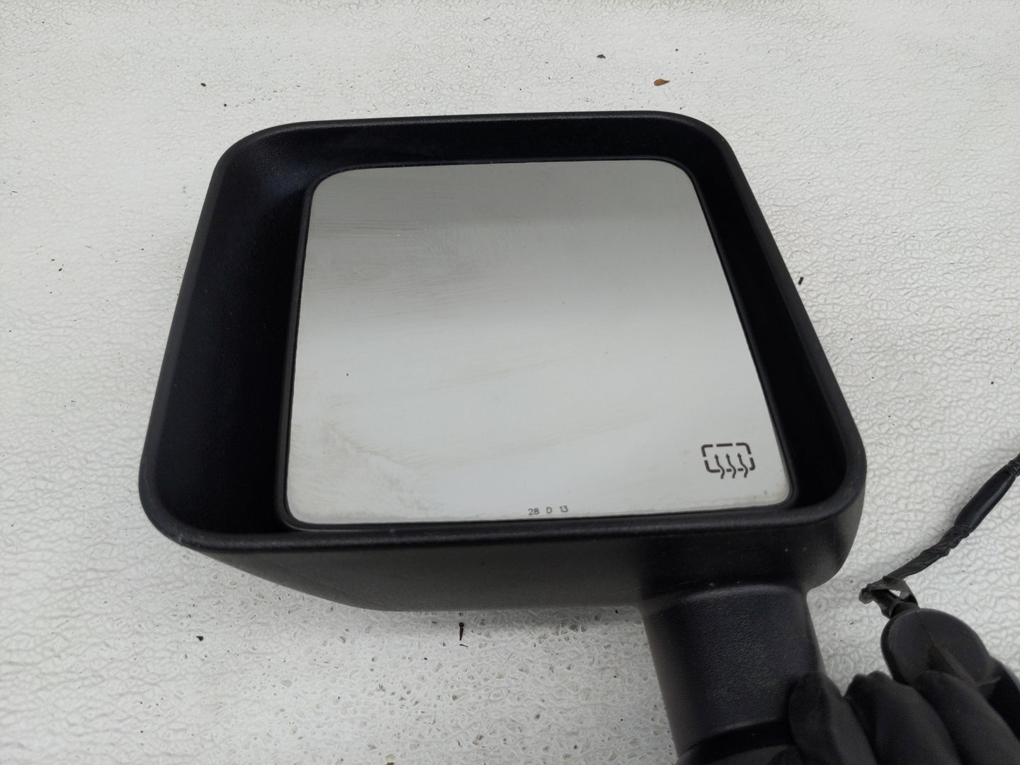 2011-2018 Jeep Wrangler Driver Side View Mirror - Left Door Mirror OEM Used - Oemusedautoparts1.com