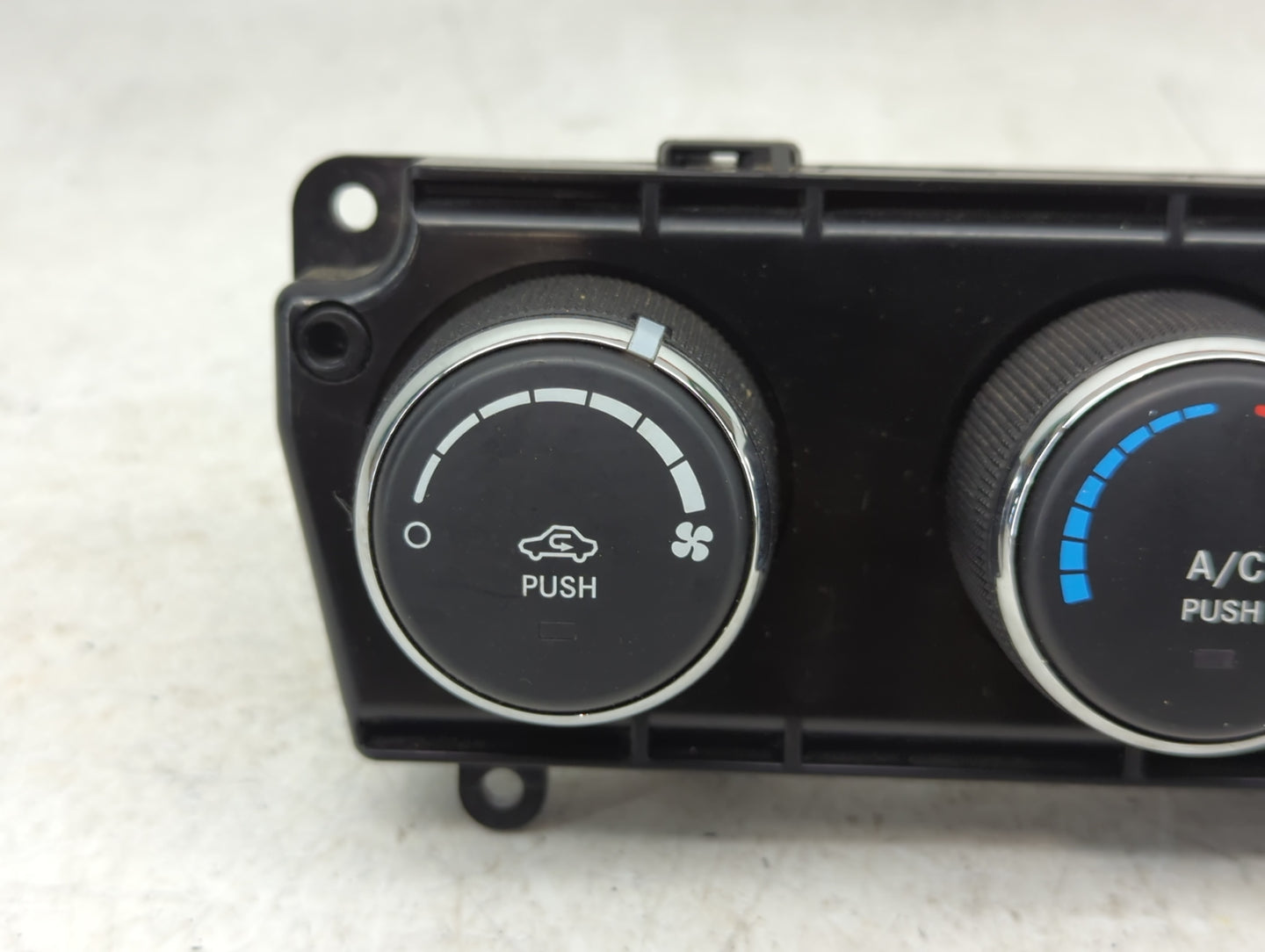 2014-2018 Jeep Wrangler Climate Control Module Temperature AC/Heater Replacement P/N:P68197433AA Fits OEM Used Auto Parts - 