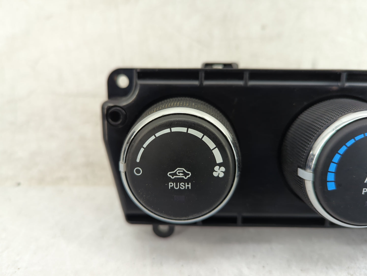 2014-2018 Jeep Wrangler Climate Control Module Temperature AC/Heater Replacement P/N:P68197433AA Fits OEM Used Auto Parts - 