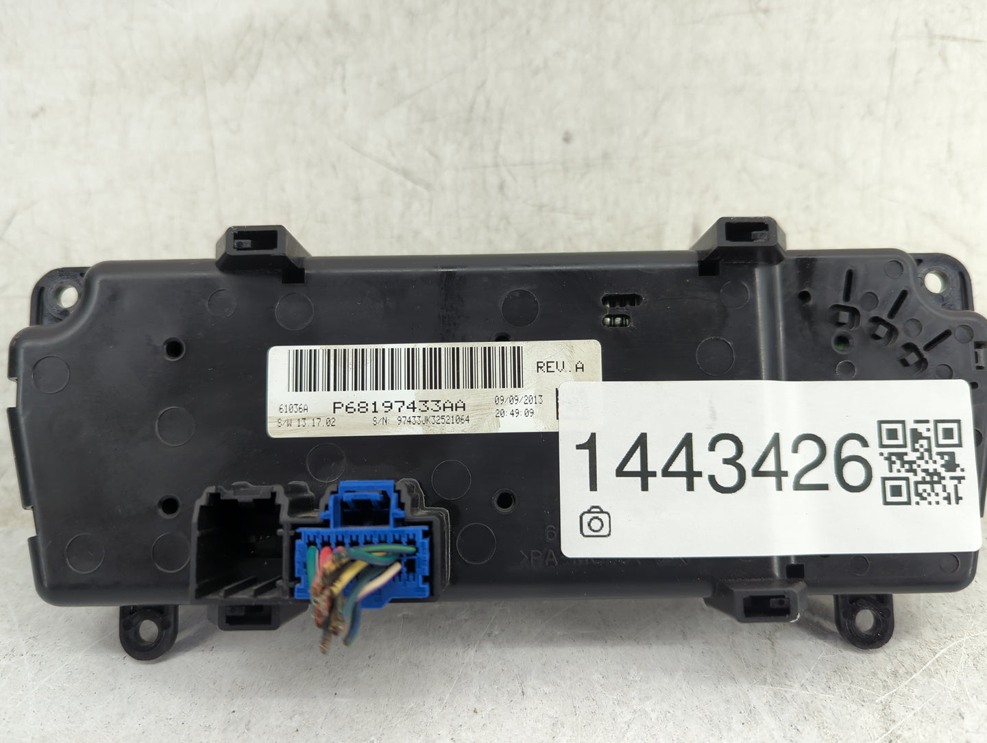 2014-2018 Jeep Wrangler Climate Control Module Temperature AC/Heater Replacement P/N:P68197433AA Fits OEM Used Auto Parts - 