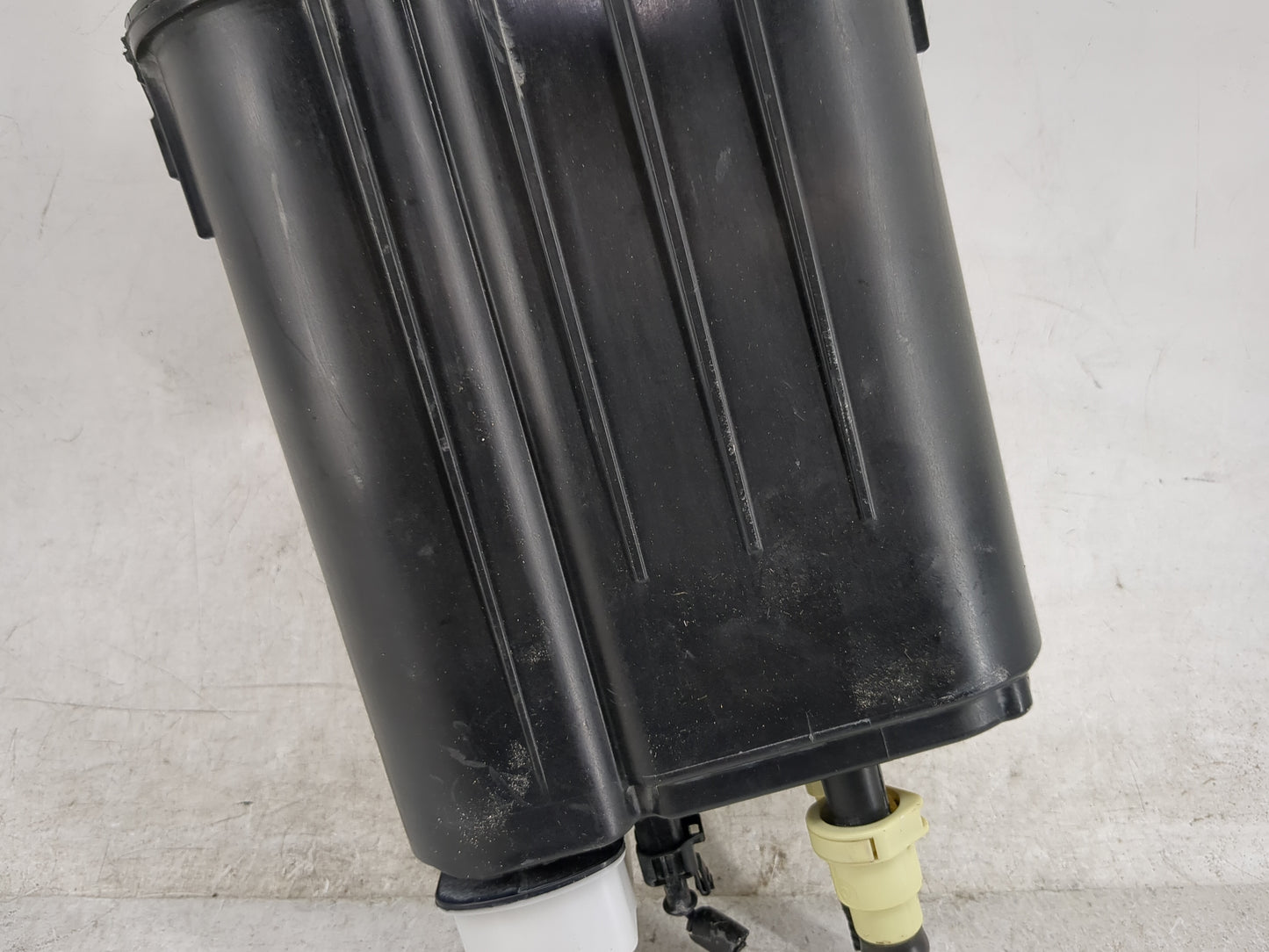2014 Jeep Wrangler Fuel Vapor Charcoal Canister - Oemusedautoparts1.com