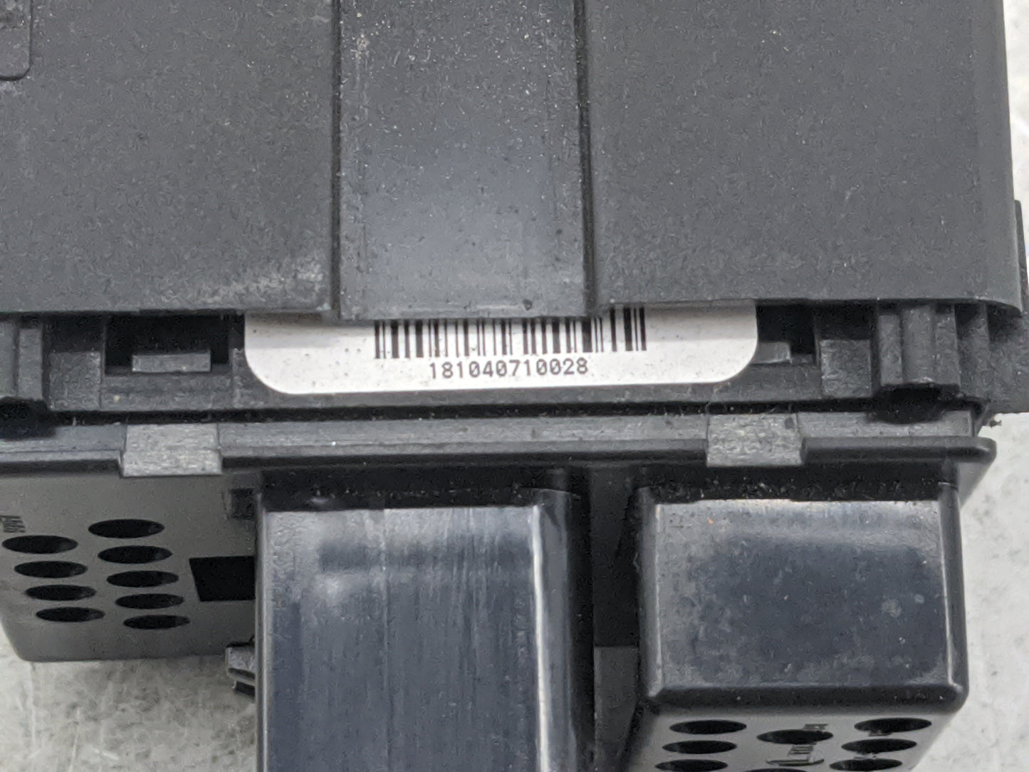 2011-2018 Jeep Wrangler Master Power Window Switch Replacement Driver Side Left P/N:P1RP74DX9AC 181040710028 Fits OEM Used A