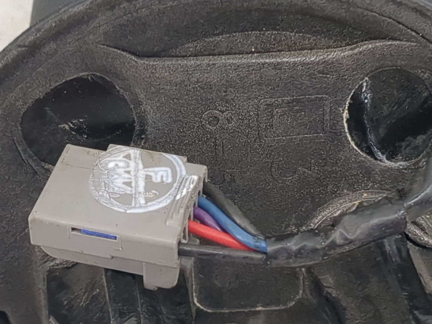 2014 Jeep Wrangler Driver Side View Mirror - Left Door Mirror OEM Used - Oemusedautoparts1.com