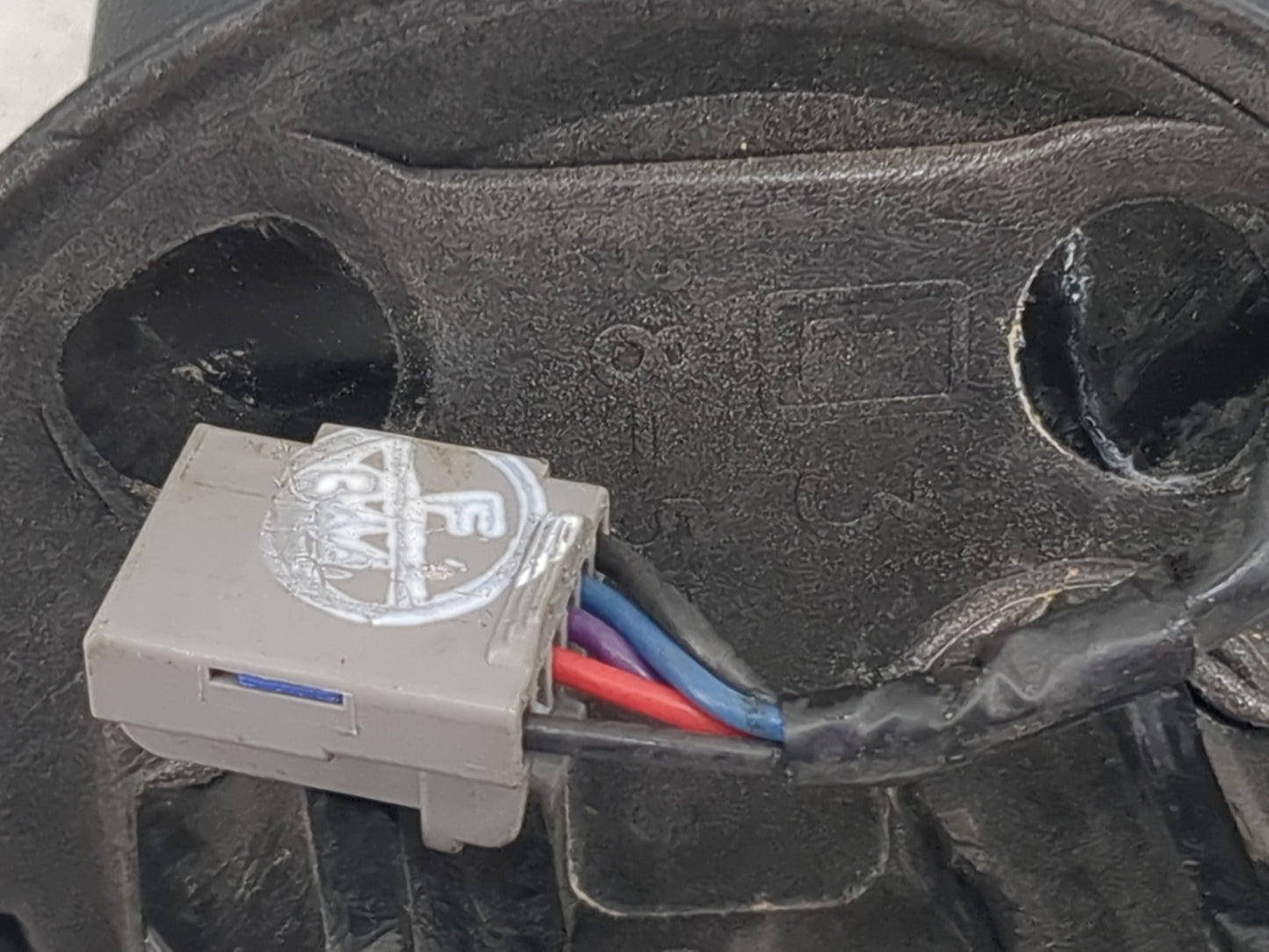 2014 Jeep Wrangler Driver Side View Mirror - Left Door Mirror OEM Used - Oemusedautoparts1.com