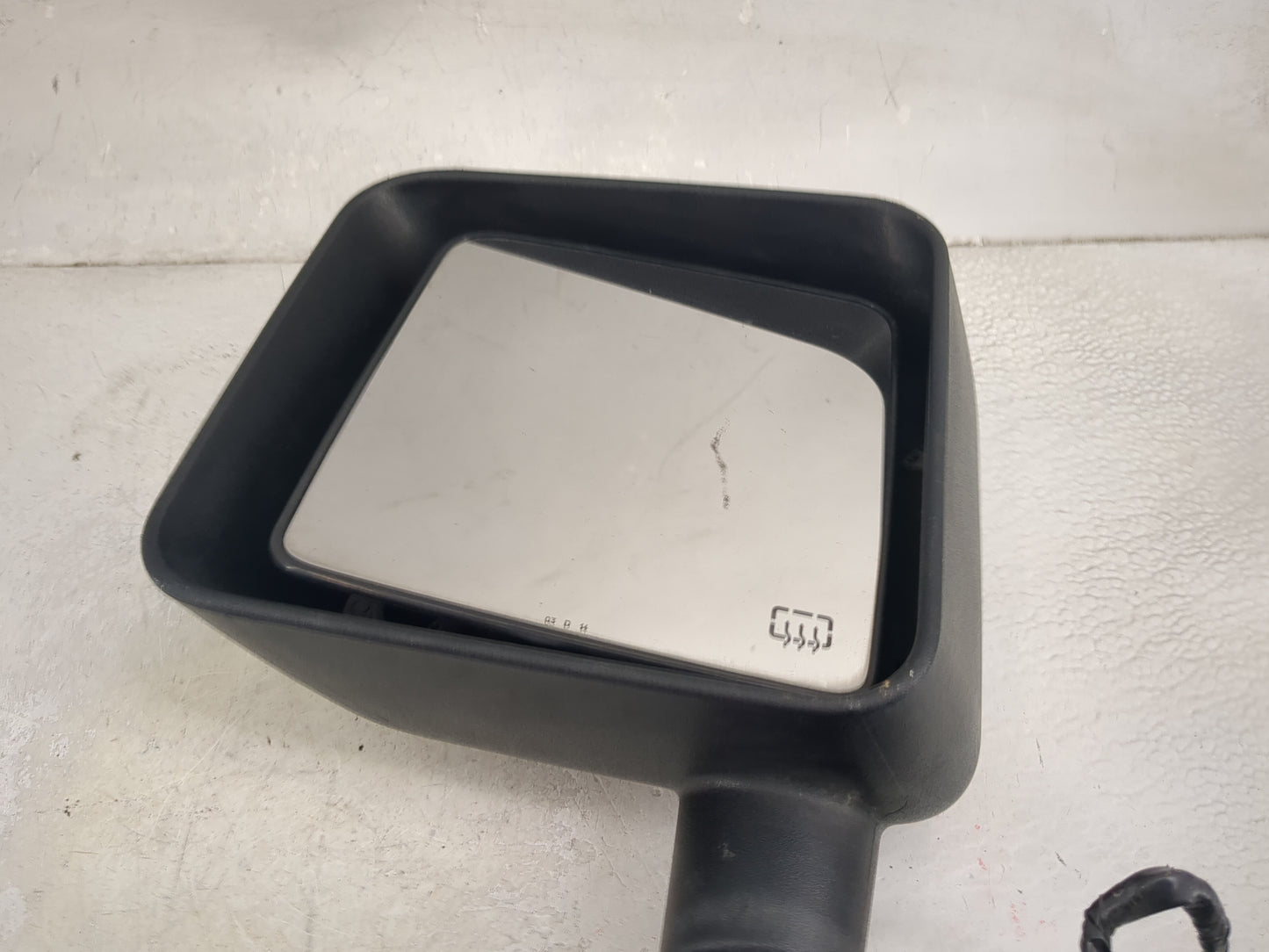 2014 Jeep Wrangler Driver Side View Mirror - Left Door Mirror OEM Used - Oemusedautoparts1.com