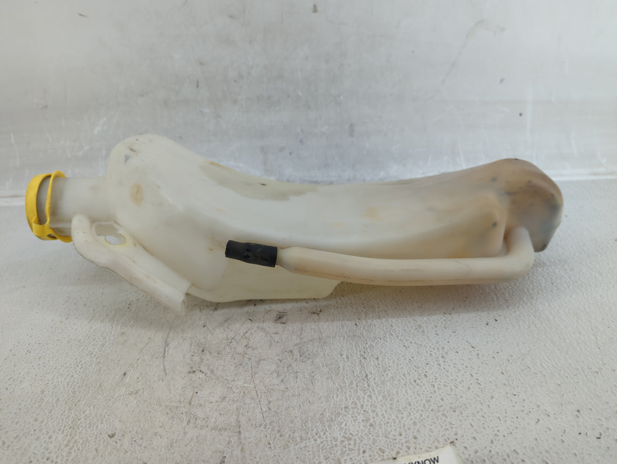 2012-2018 Jeep Wrangler Radiator Coolant Overflow Expansion Tank Bottle 535510 - Oemusedautoparts1.com