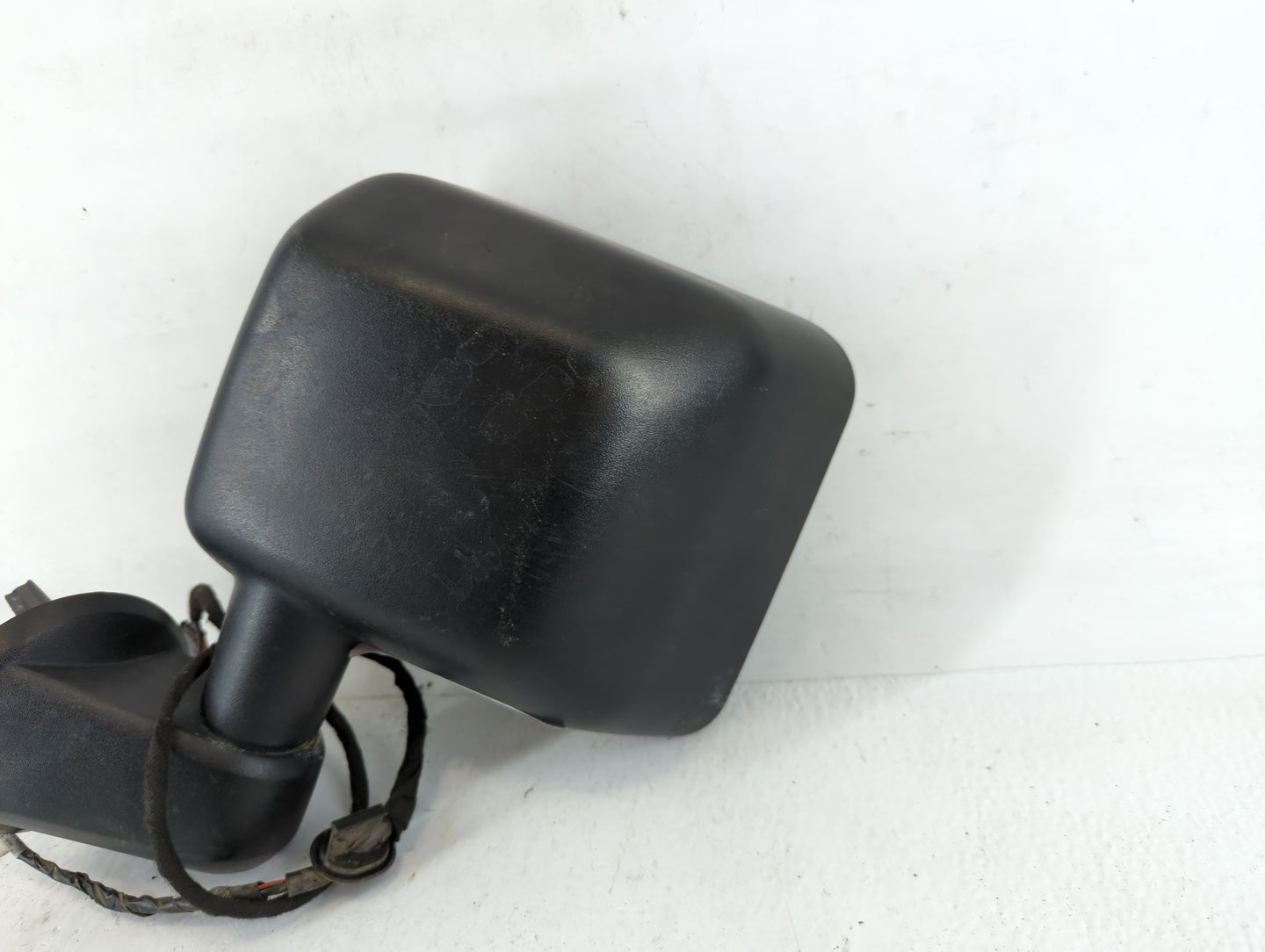 2011-2018 Jeep Wrangler Driver Side View Mirror - Left Door Mirror OEM Used - Oemusedautoparts1.com
