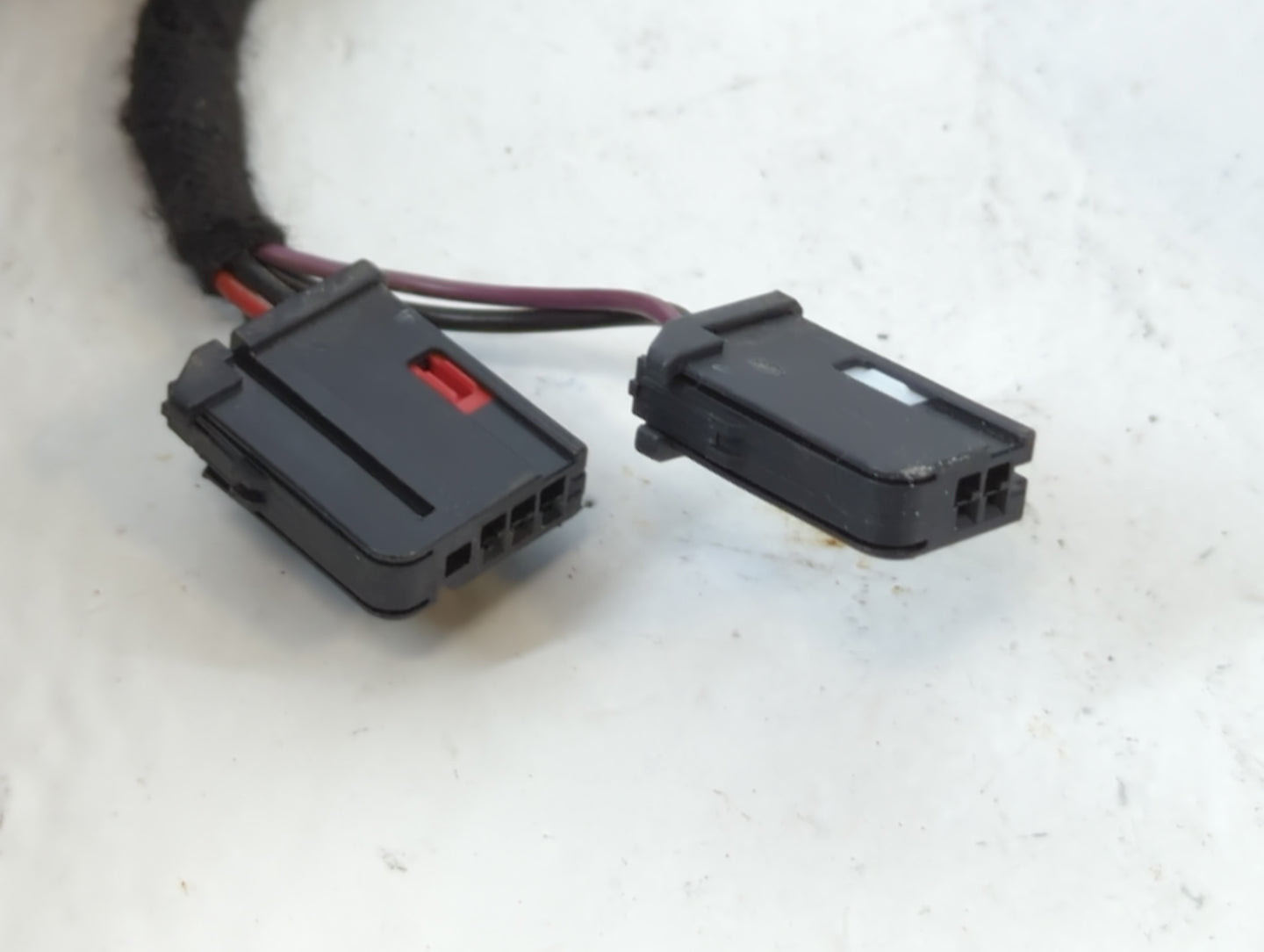 2011-2018 Jeep Wrangler Driver Side View Mirror - Left Door Mirror OEM Used - Oemusedautoparts1.com