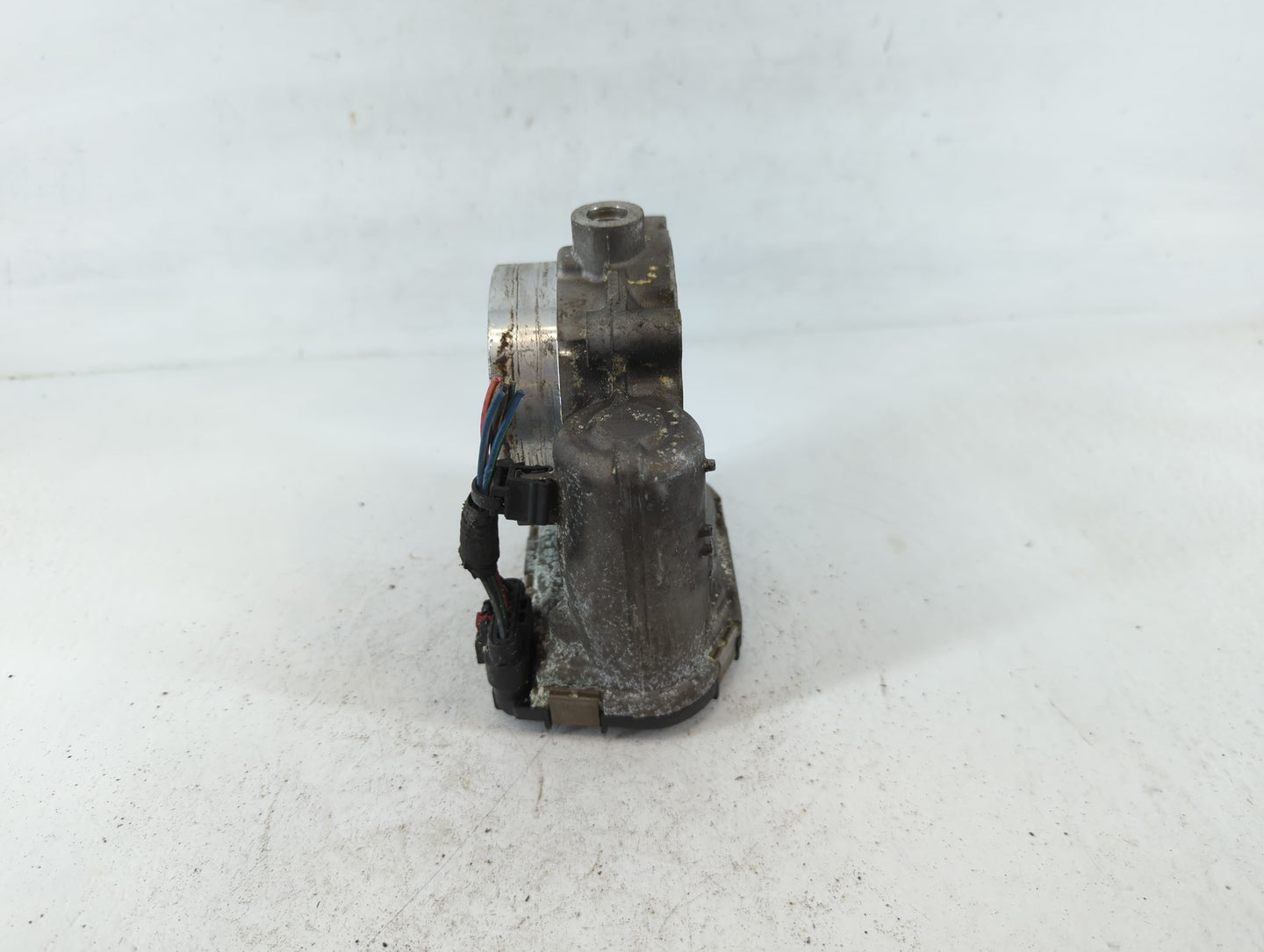 2012-2018 Jeep Wrangler Throttle Body P/N:0 280 750 570 05184349AC Fits OEM Used Auto Parts - Oemusedautoparts1.com