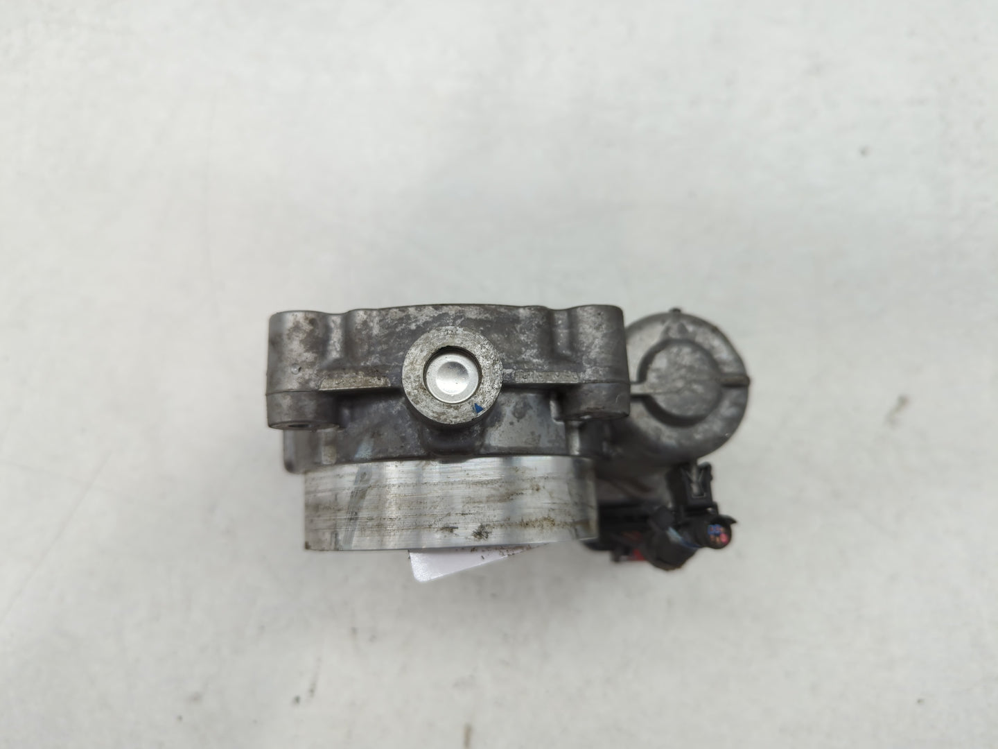 2012-2018 Jeep Wrangler Throttle Body P/N:0 280 750 570 05184349AC Fits OEM Used Auto Parts - Oemusedautoparts1.com