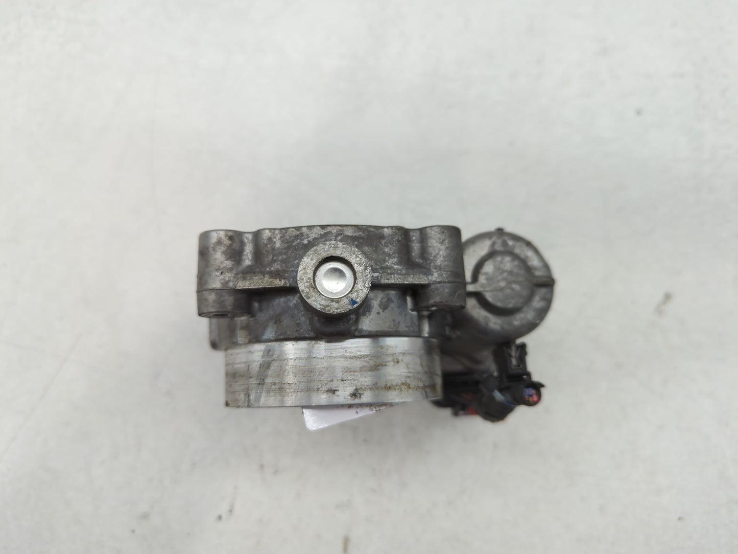 2012-2018 Jeep Wrangler Throttle Body P/N:0 280 750 570 05184349AC Fits OEM Used Auto Parts - Oemusedautoparts1.com