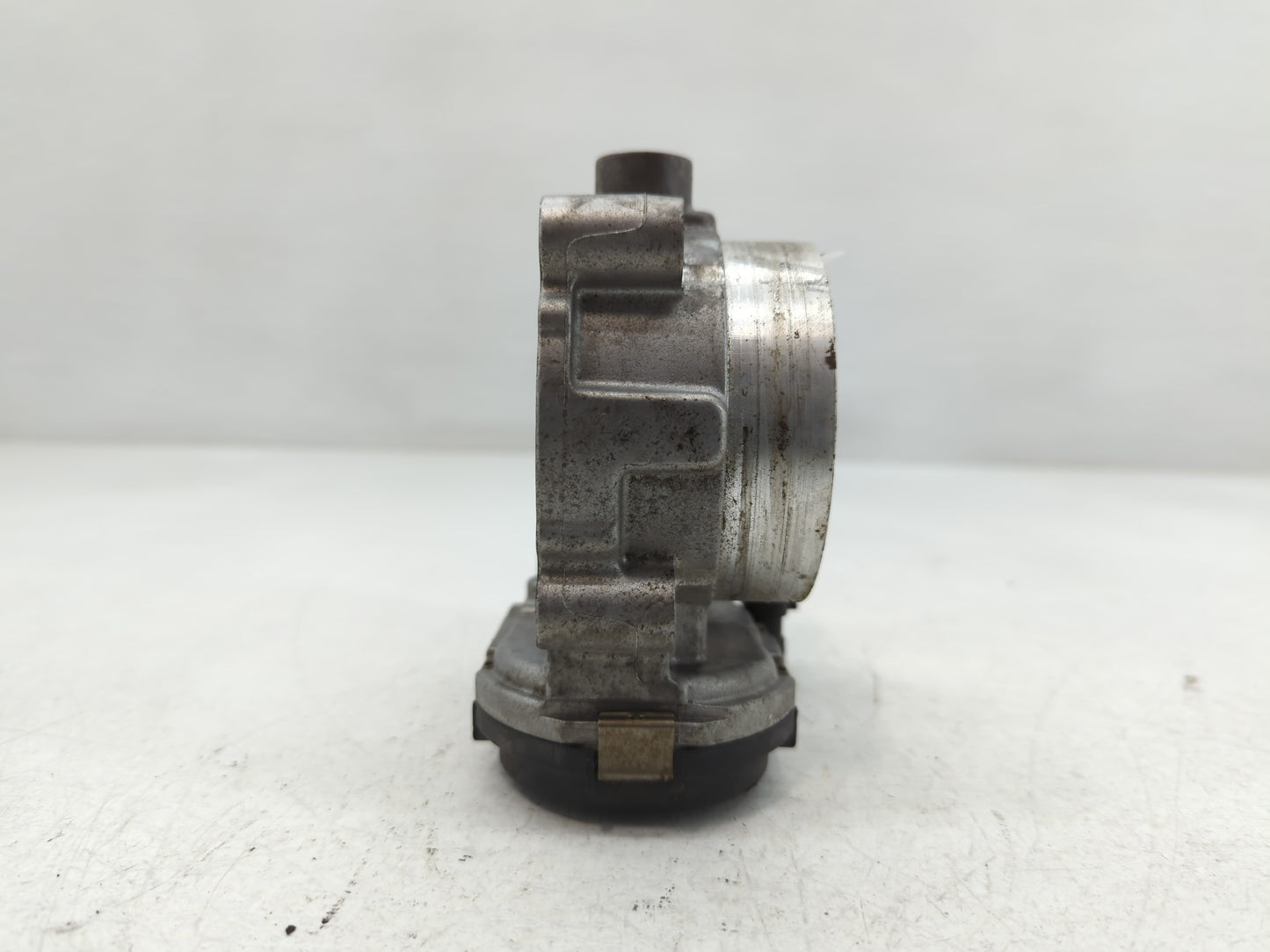 2012-2018 Jeep Wrangler Throttle Body P/N:0 280 750 570 05184349AC Fits OEM Used Auto Parts - Oemusedautoparts1.com