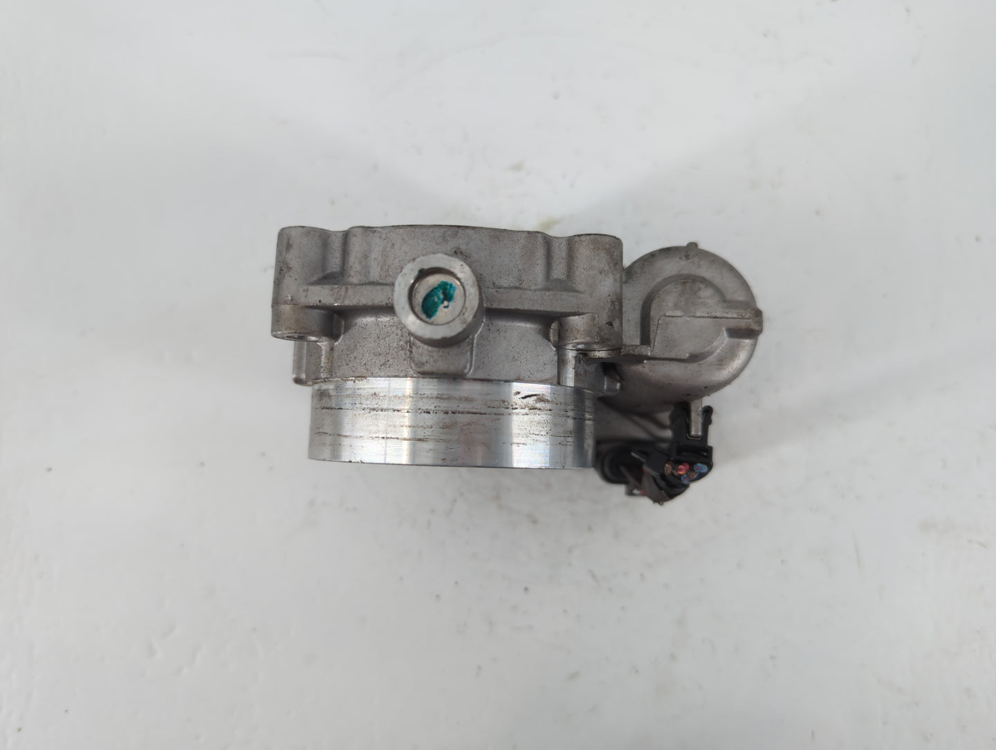 2012-2018 Jeep Wrangler Throttle Body P/N:0 280 750 570 05184349AC Fits OEM Used Auto Parts - Oemusedautoparts1.com