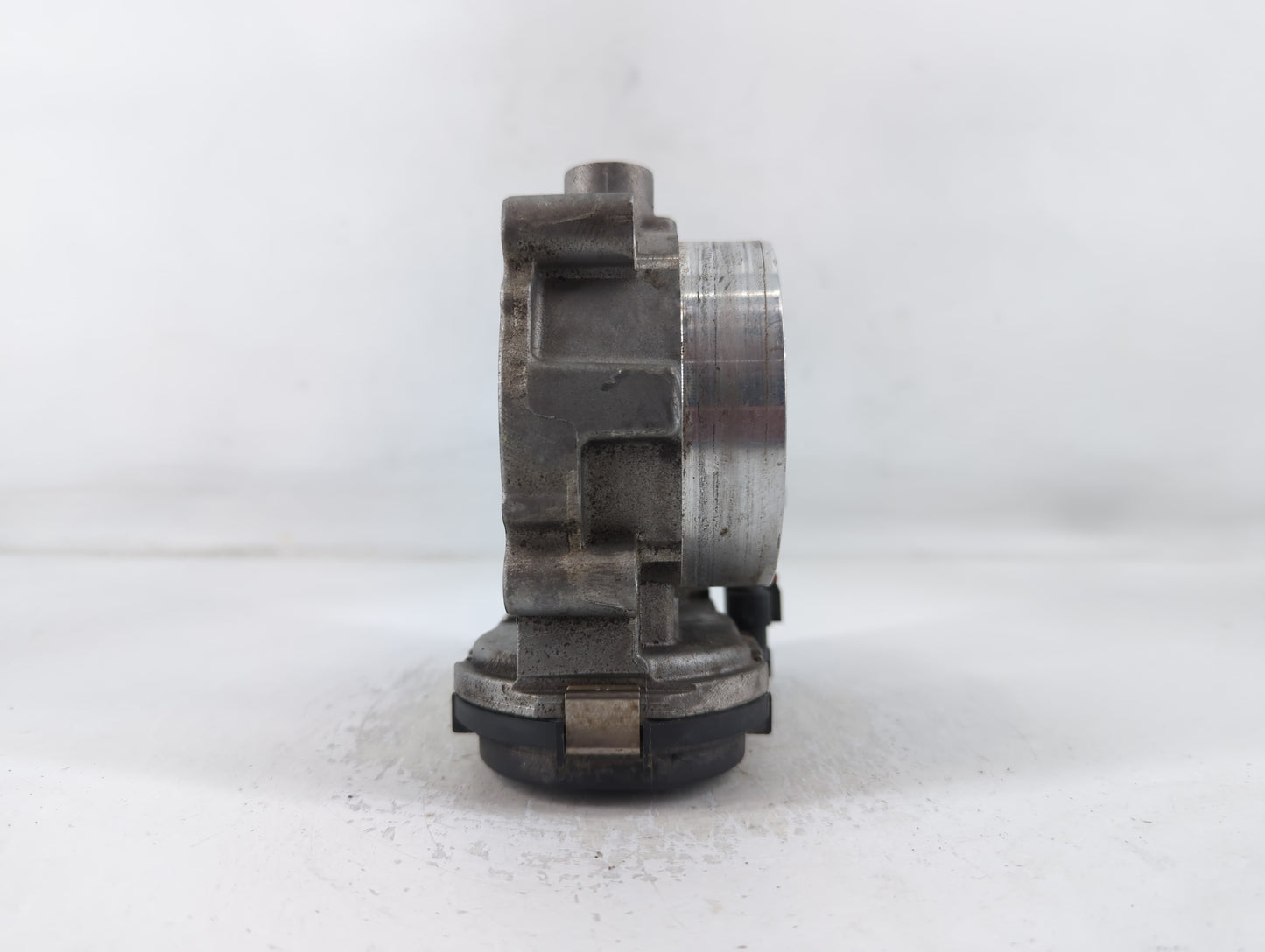 2012-2018 Jeep Wrangler Throttle Body P/N:0 280 750 570 05184349AC Fits OEM Used Auto Parts - Oemusedautoparts1.com