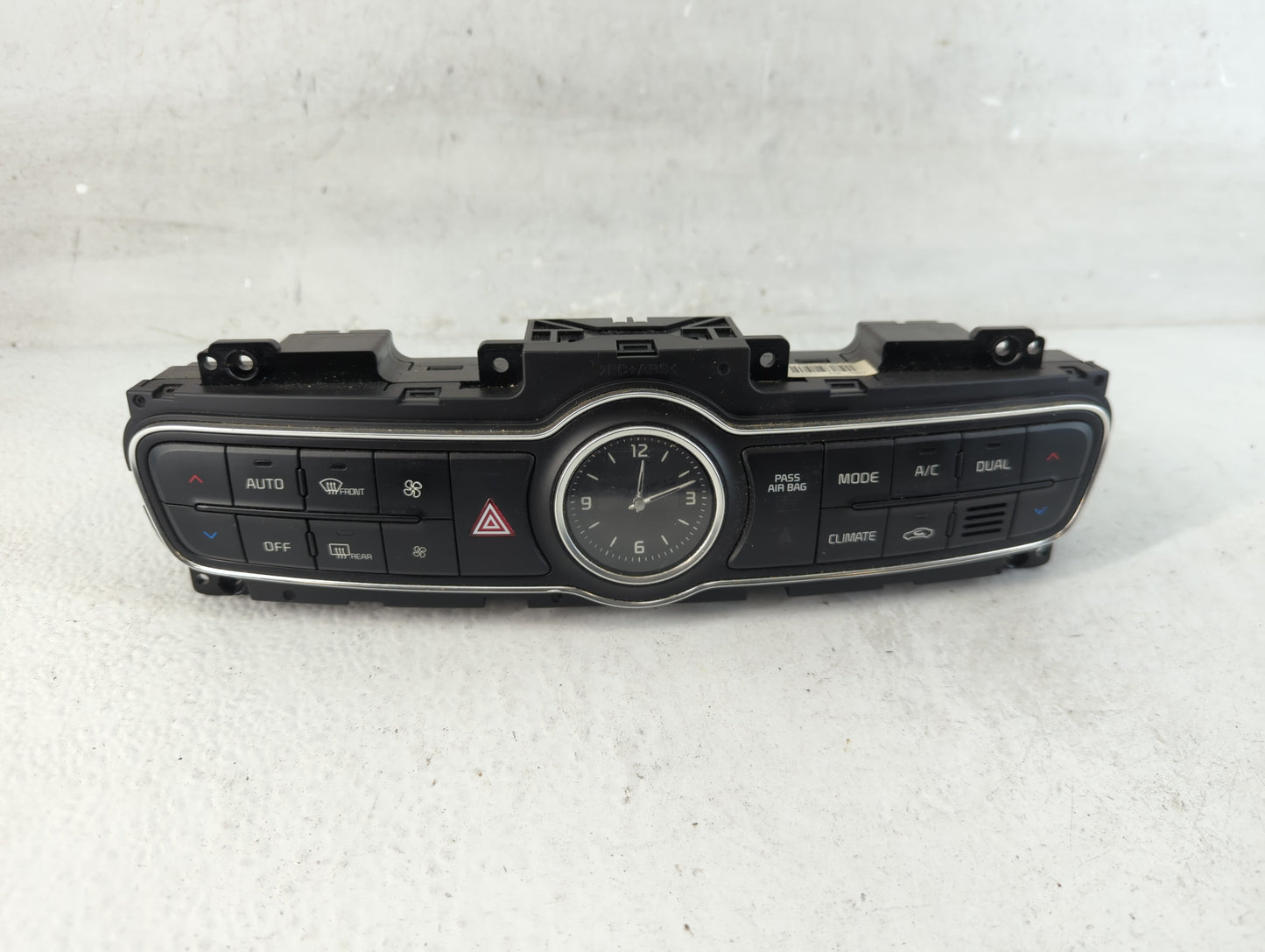 2014-2016 Kia Cadenza Climate Control Module Temperature AC/Heater Replacement P/N:972503RGF0 Fits Fits 2014 2015 2016 OEM U