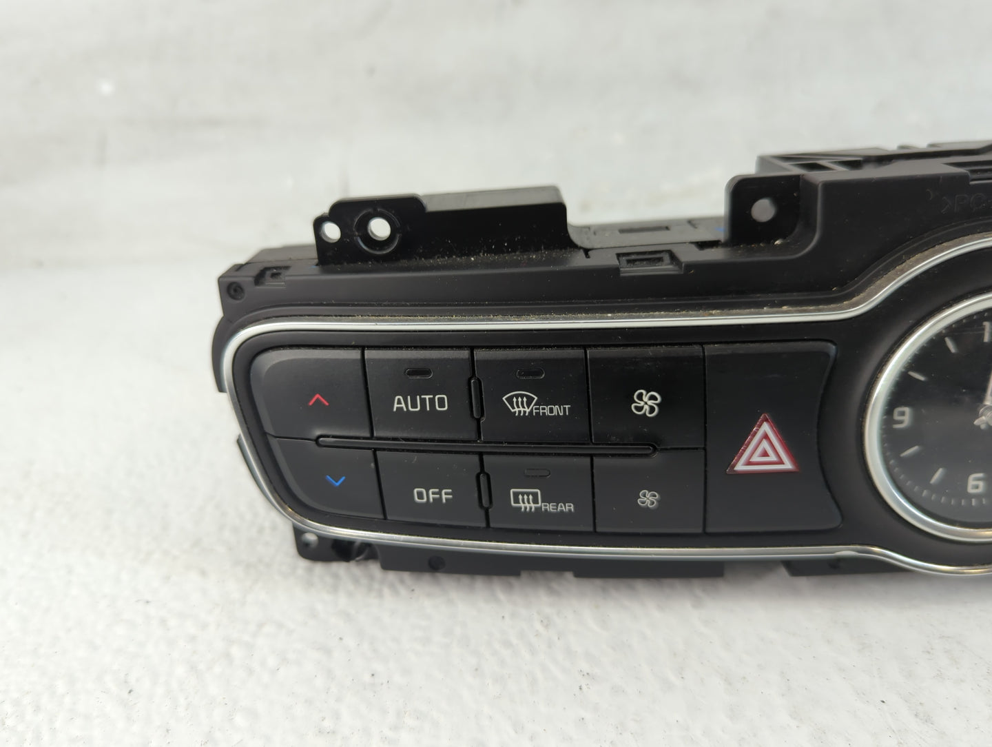 2014-2016 Kia Cadenza Climate Control Module Temperature AC/Heater Replacement P/N:972503RGF0 Fits Fits 2014 2015 2016 OEM U